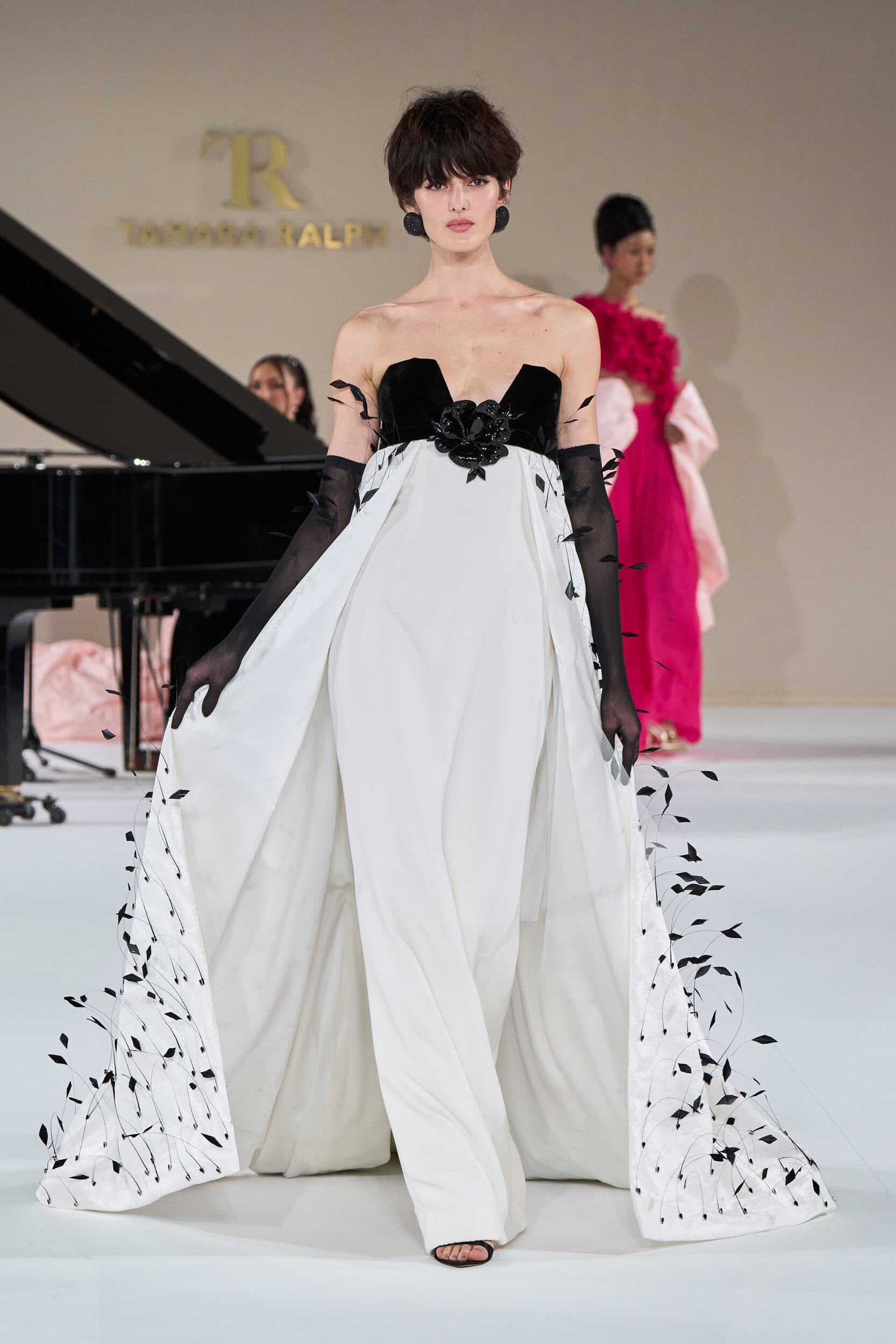 Tamara Ralph Spring 2025 Couture Fashion Show