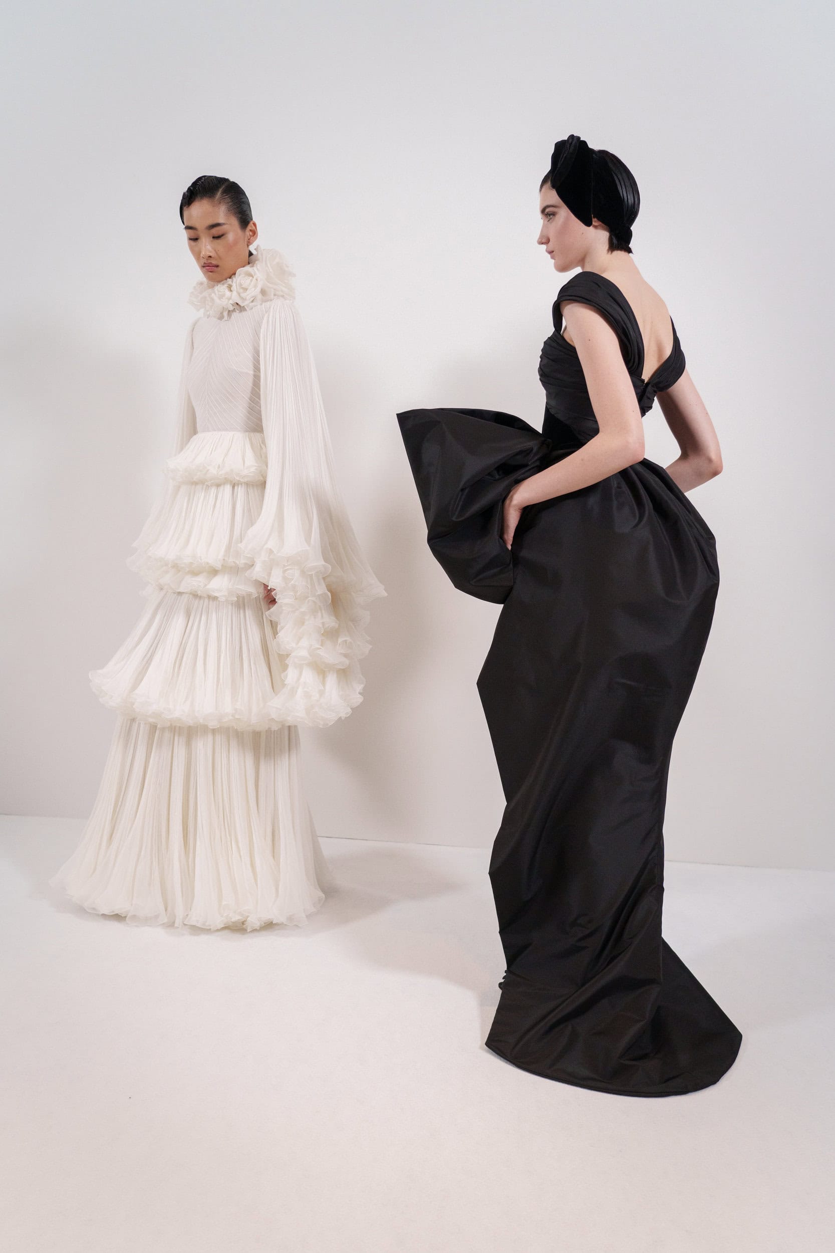 Giambattista Valli Spring 2025 Couture Fashion Show Backstage