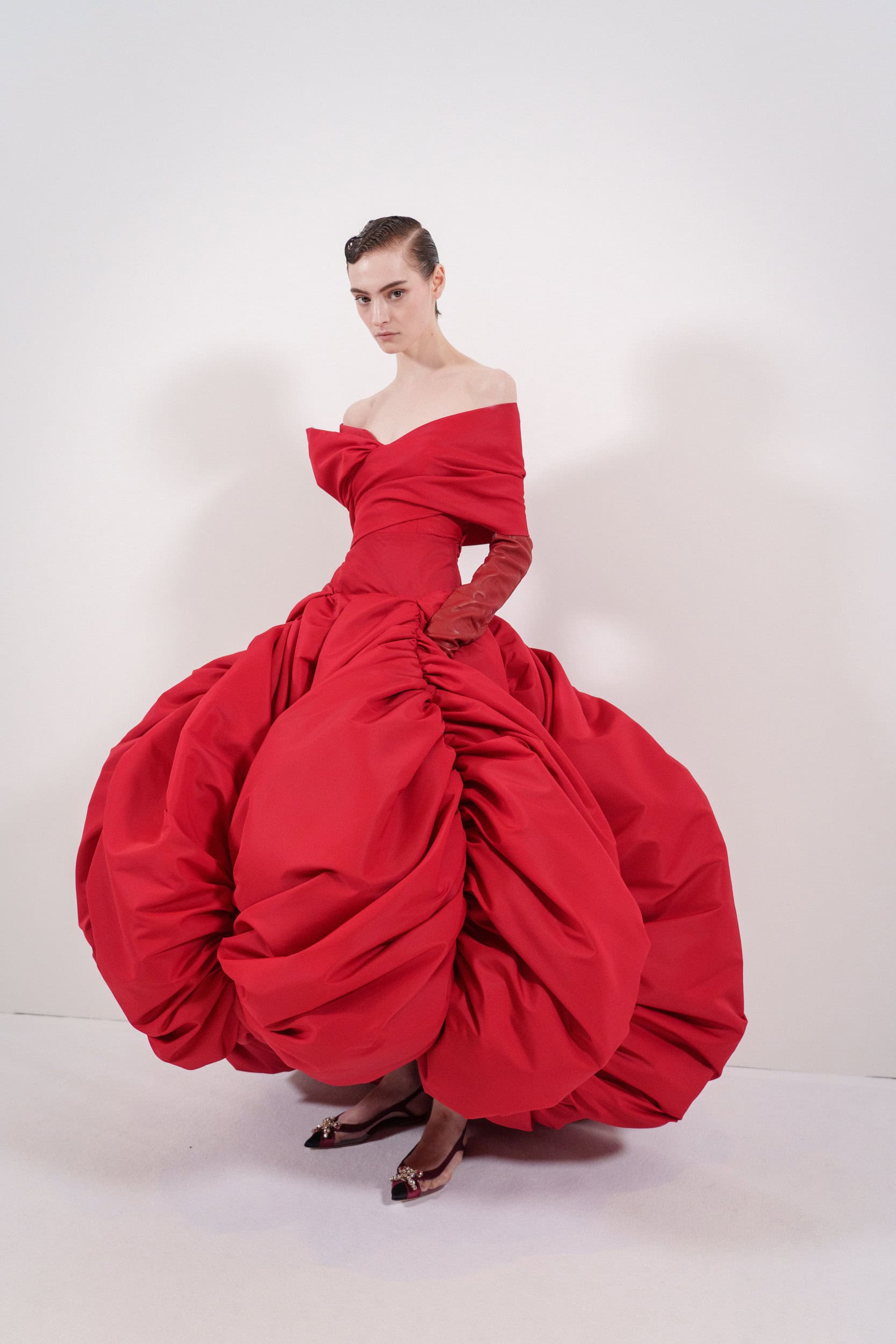 Giambattista Valli Spring 2025 Couture Fashion Show Backstage