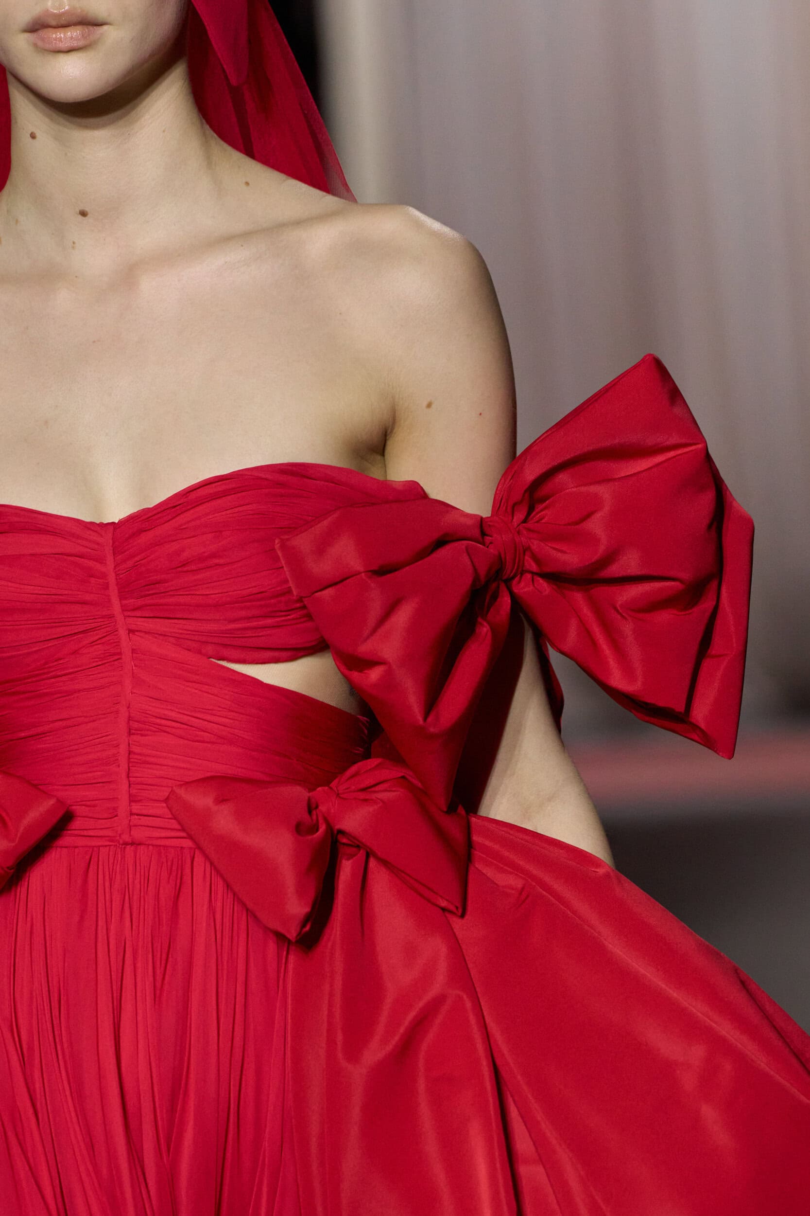 Giambattista Valli Spring 2025 Couture Fashion Show Details