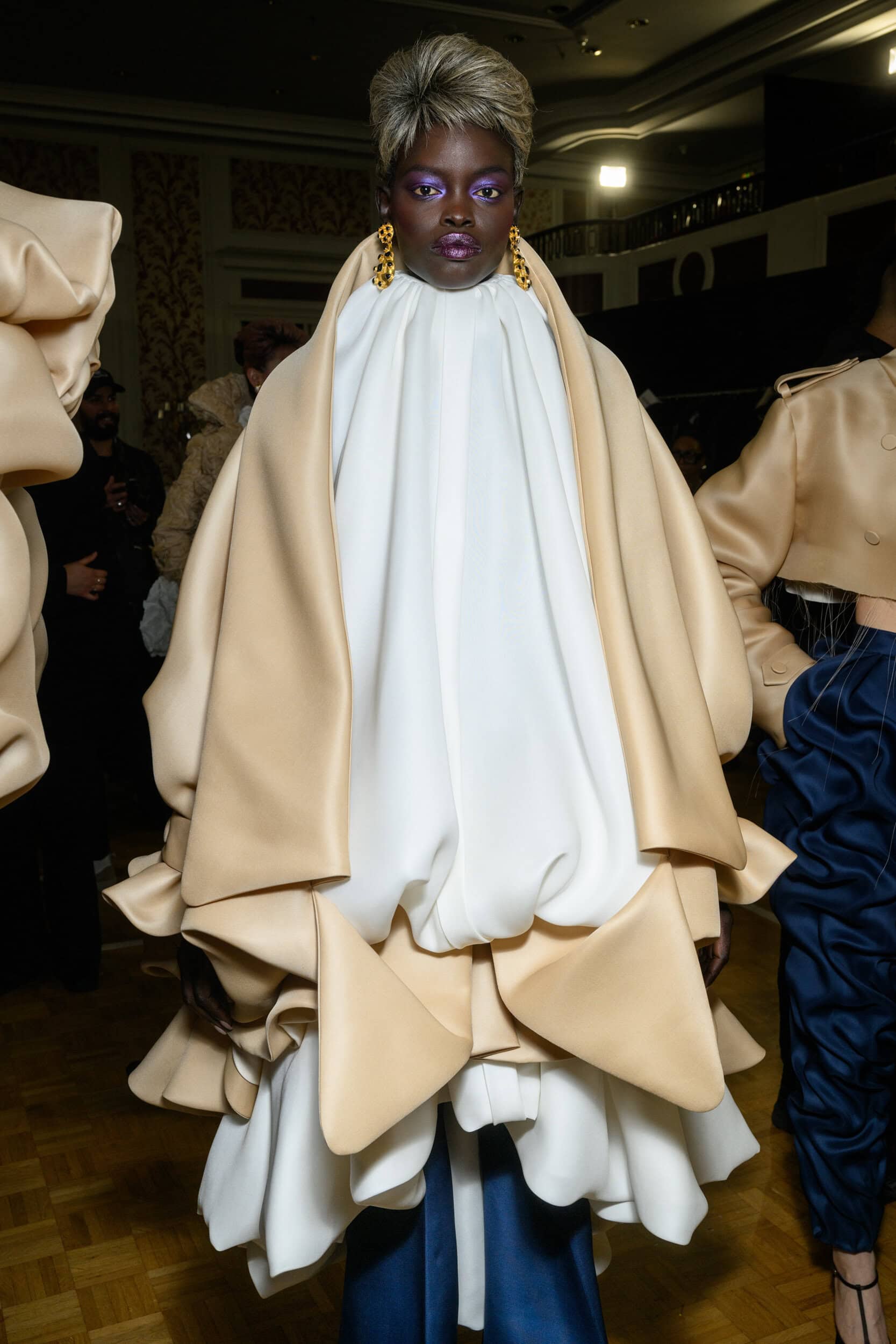 Viktor & Rolf Spring 2025 Couture Fashion Show Backstage