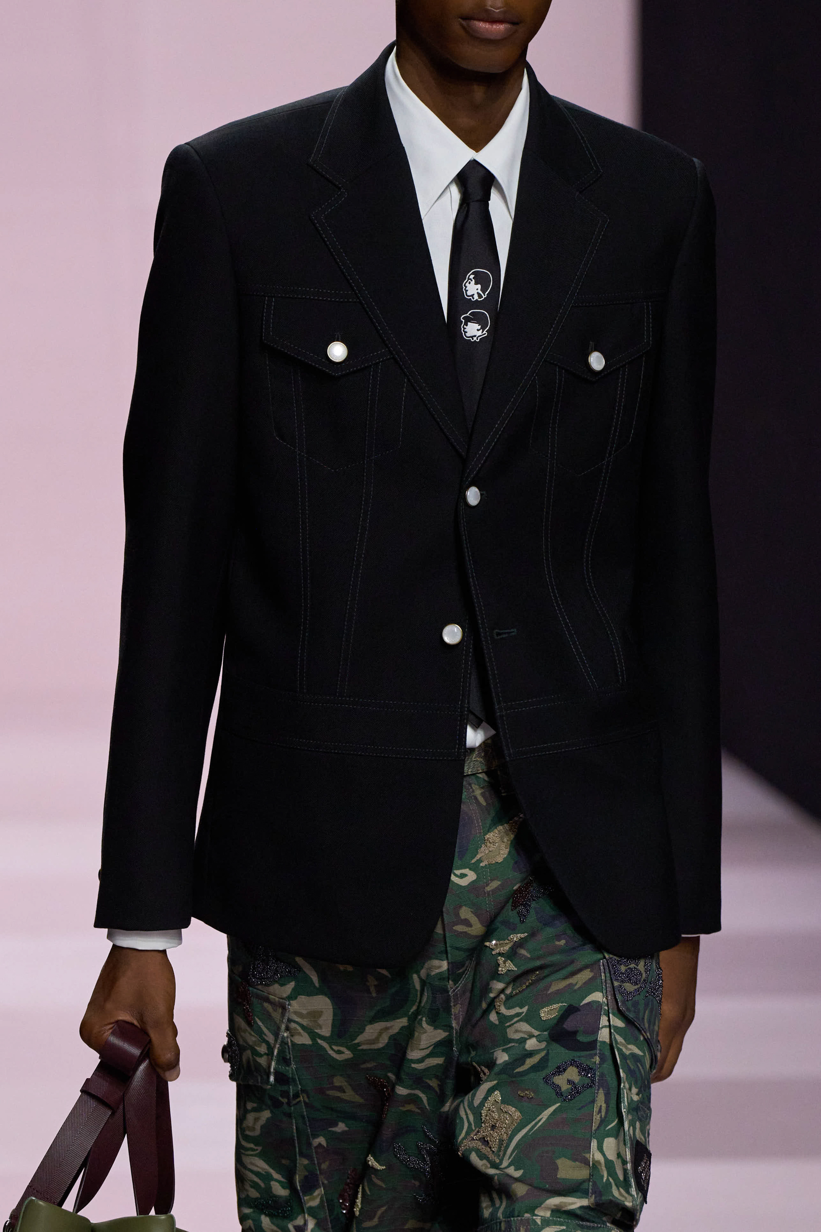 Louis Vuitton Fall 2025 Men’s Fashion Show Details