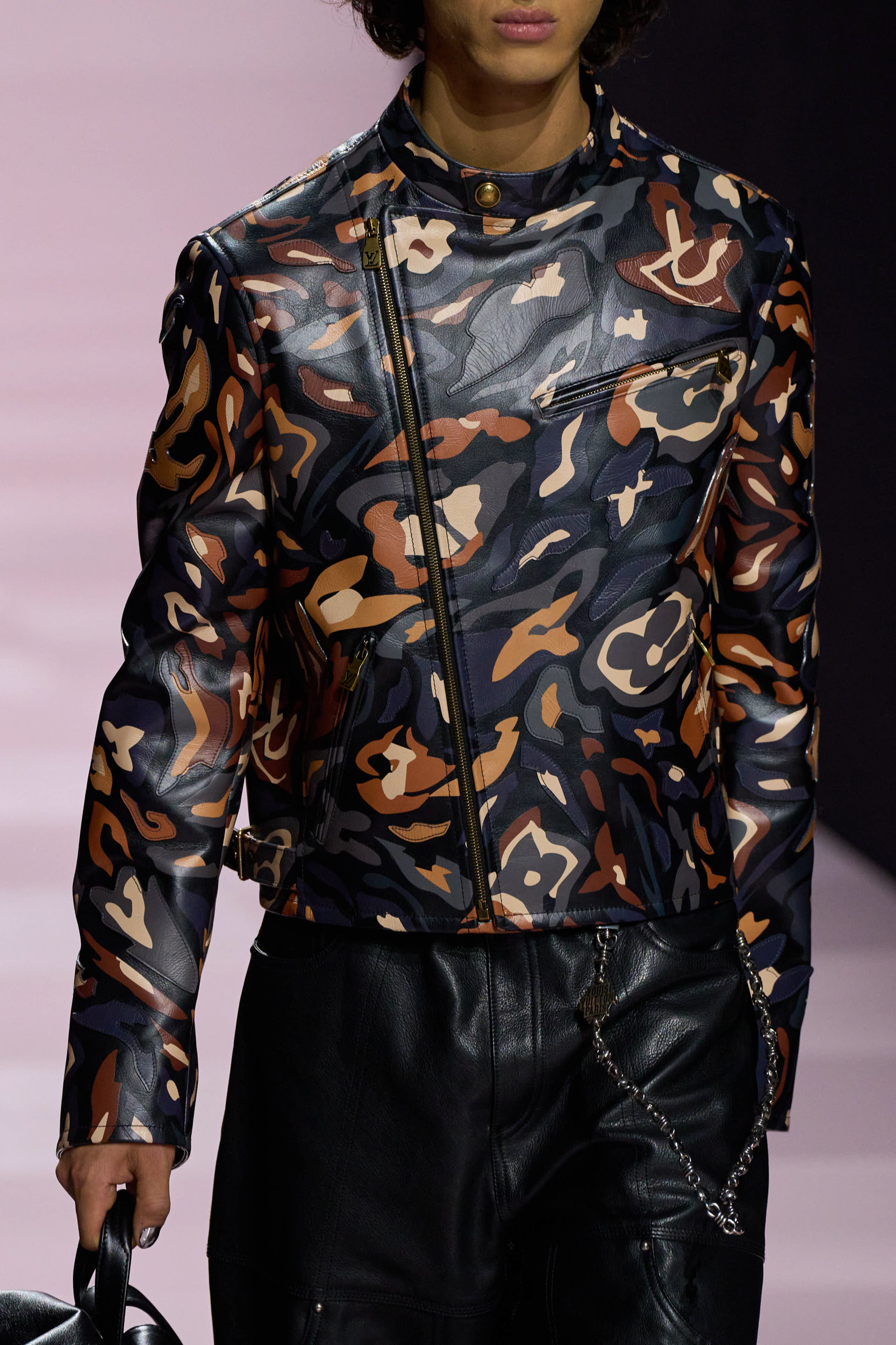 Louis Vuitton Fall 2025 Men’s Fashion Show Details