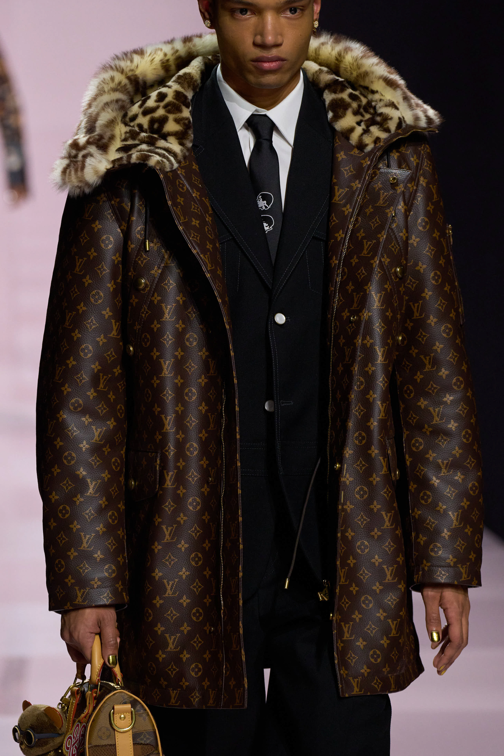 Louis Vuitton Fall 2025 Men’s Fashion Show Details