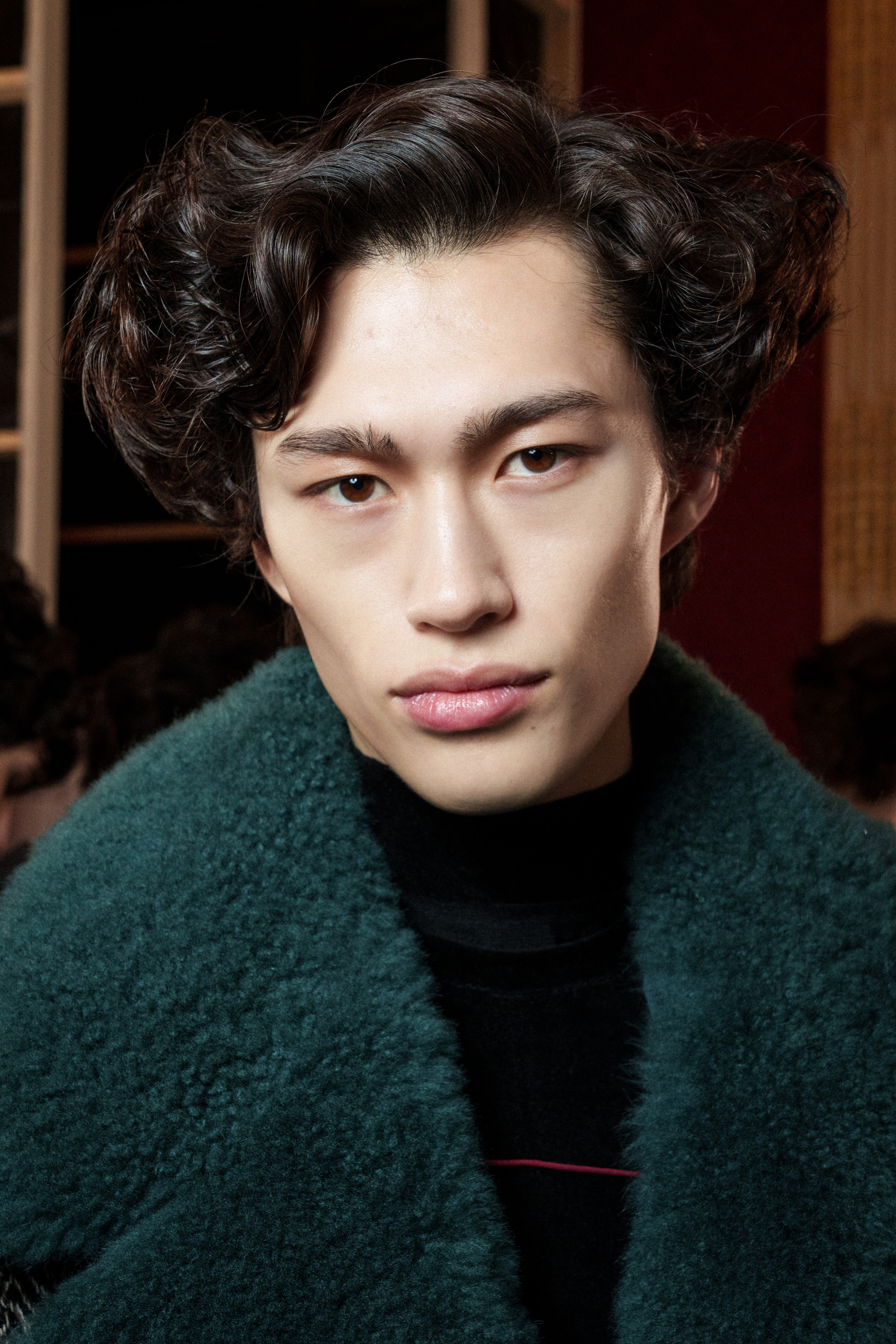 Wooyoungmi Fall 2025 Men’s Fashion Show Backstage