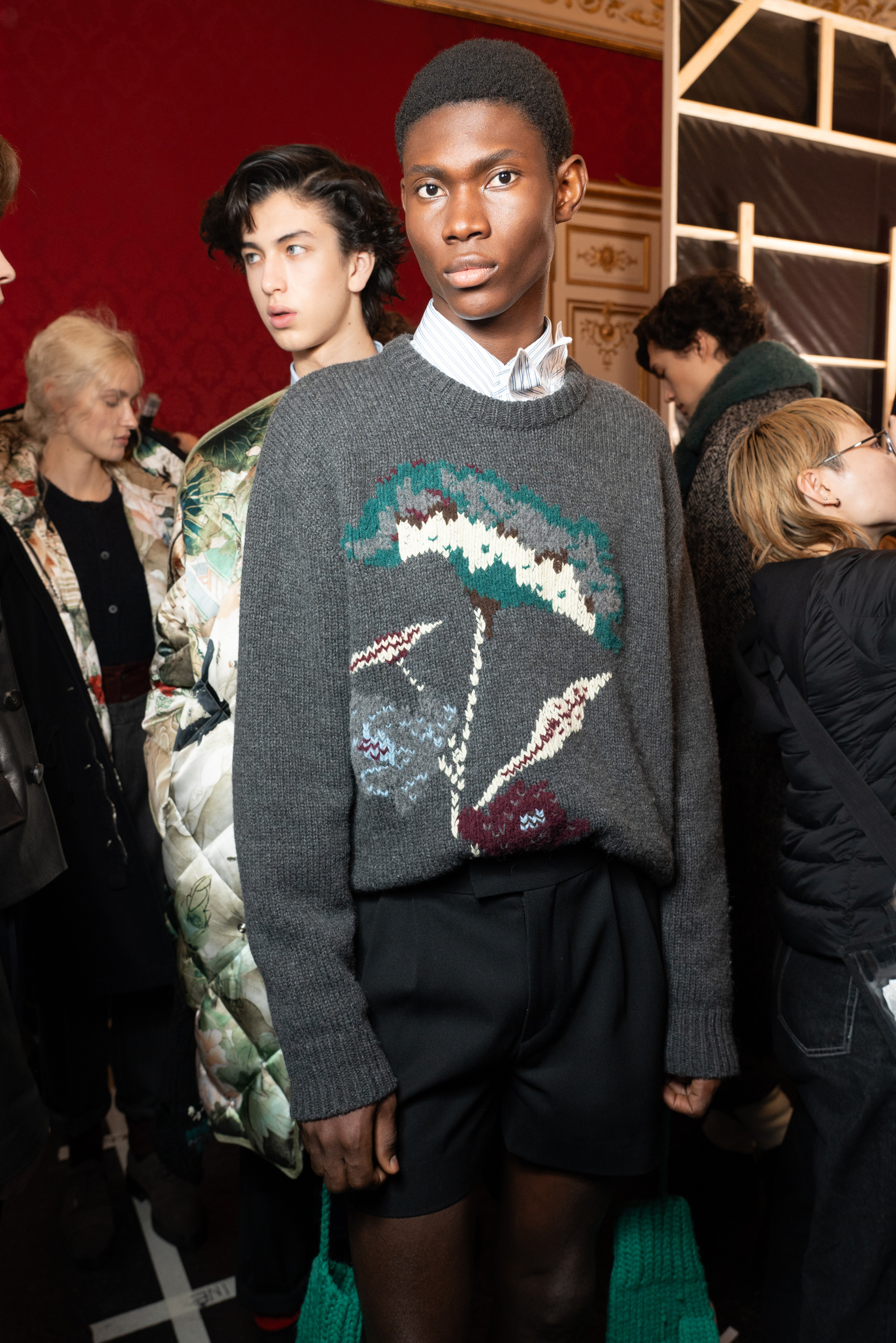 Wooyoungmi Fall 2025 Men’s Fashion Show Backstage