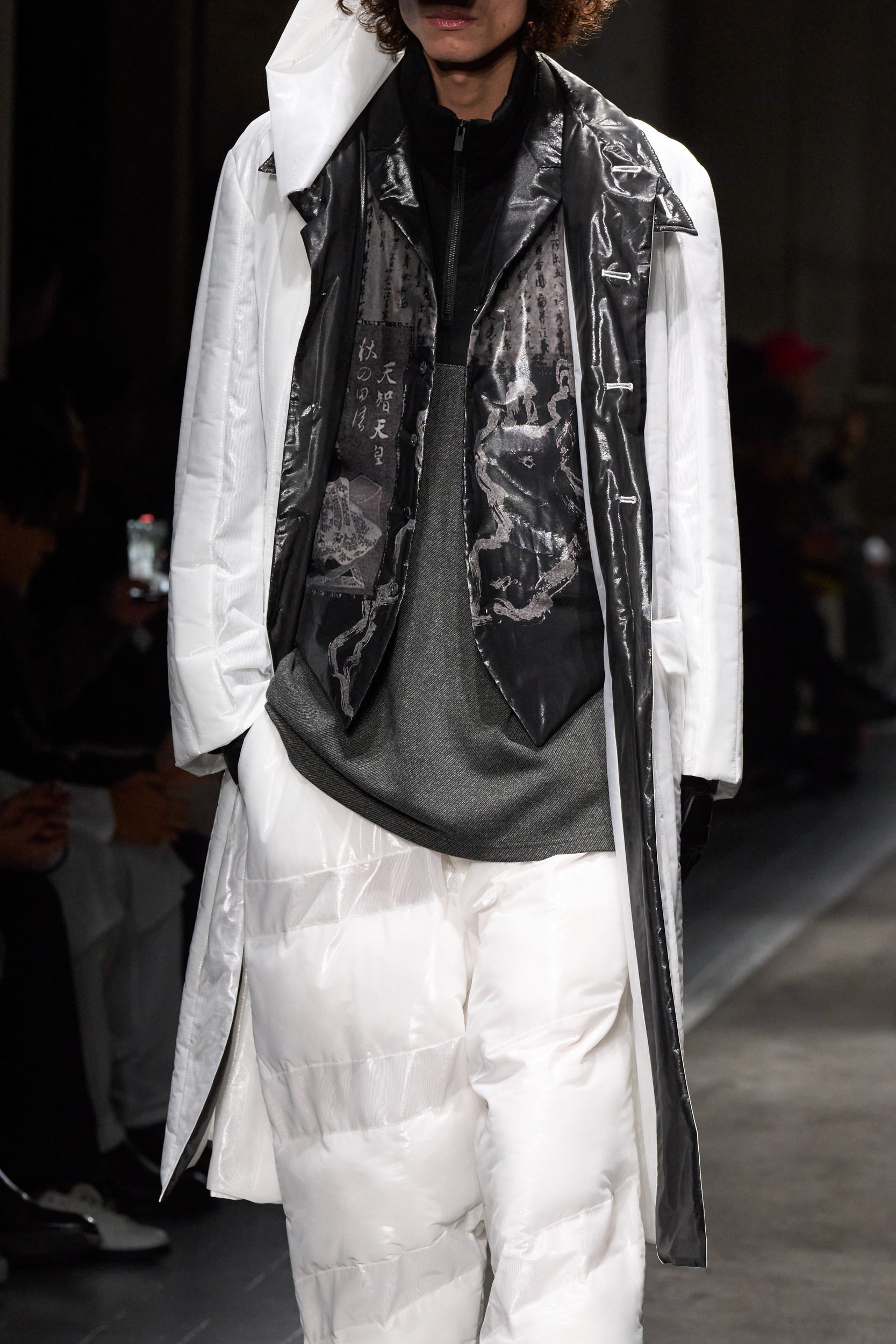 Yohji Yamamoto Fall 2025 Men’s Fashion Show Details