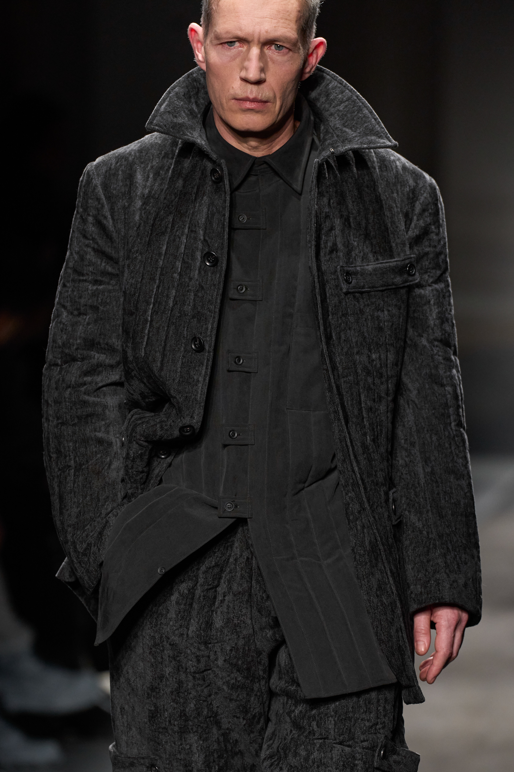 Yohji Yamamoto Fall 2025 Men’s Fashion Show Details