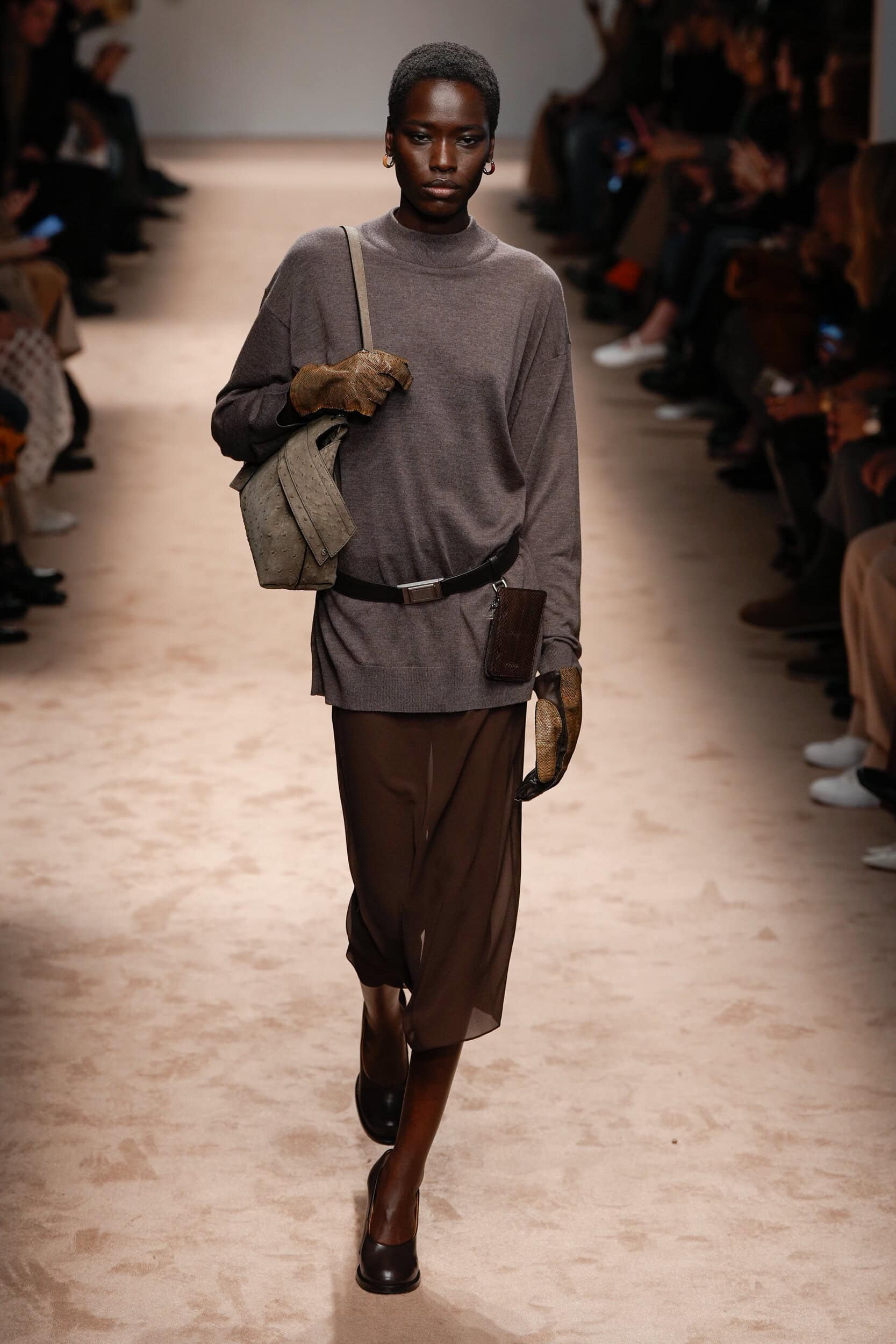 Tod S Fall 2025 Fashion Show