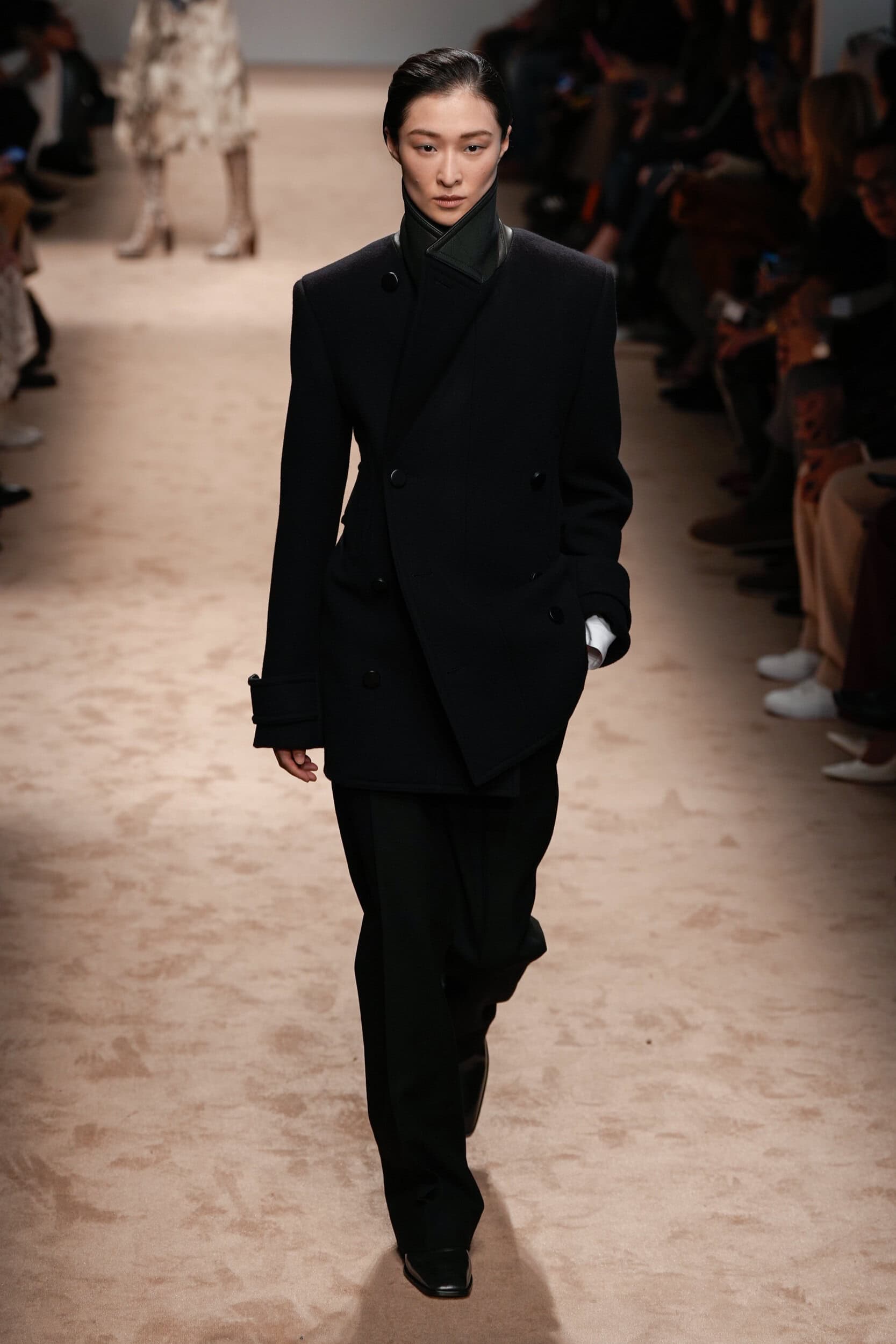 Tod S Fall 2025 Fashion Show