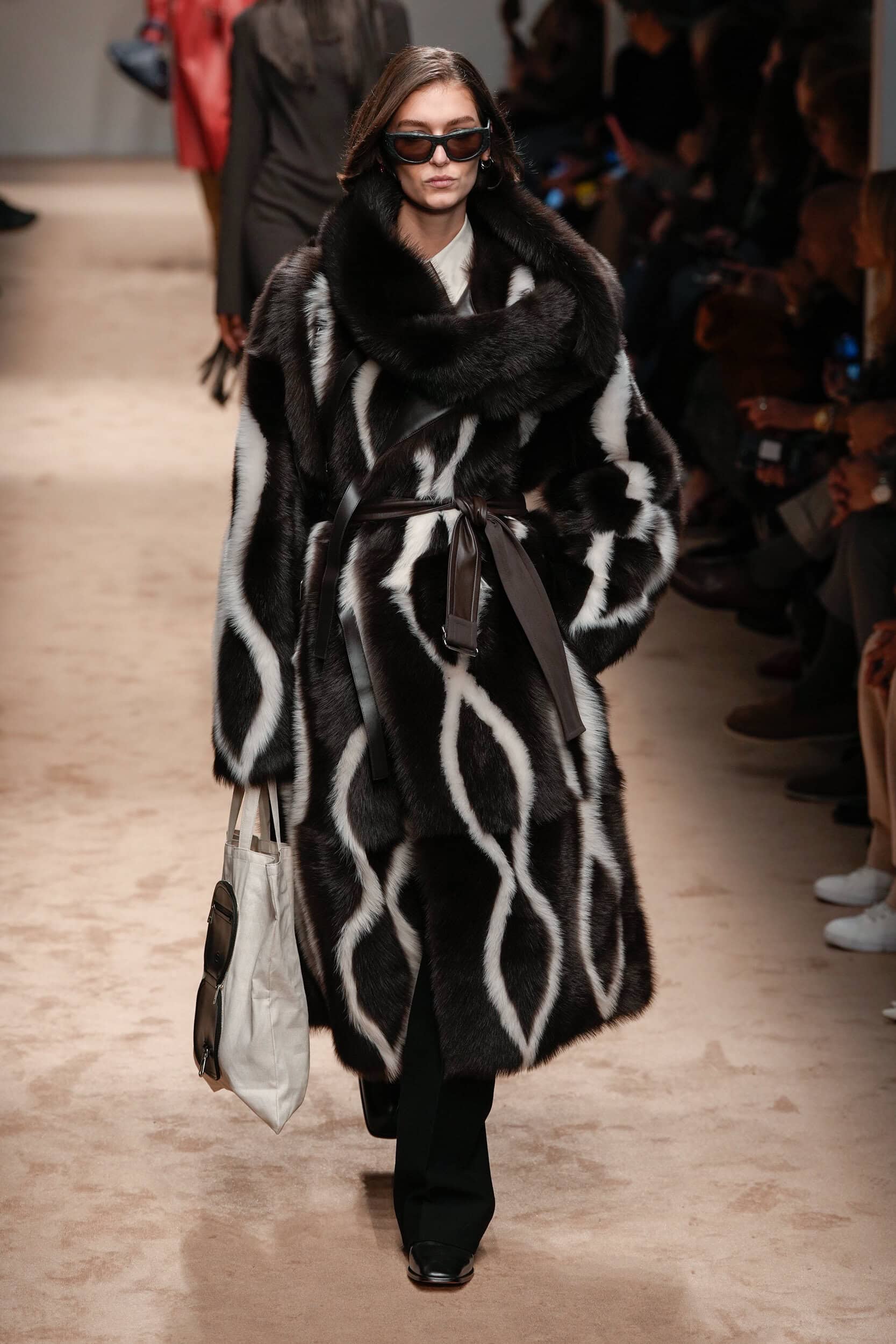 Tod S Fall 2025 Fashion Show