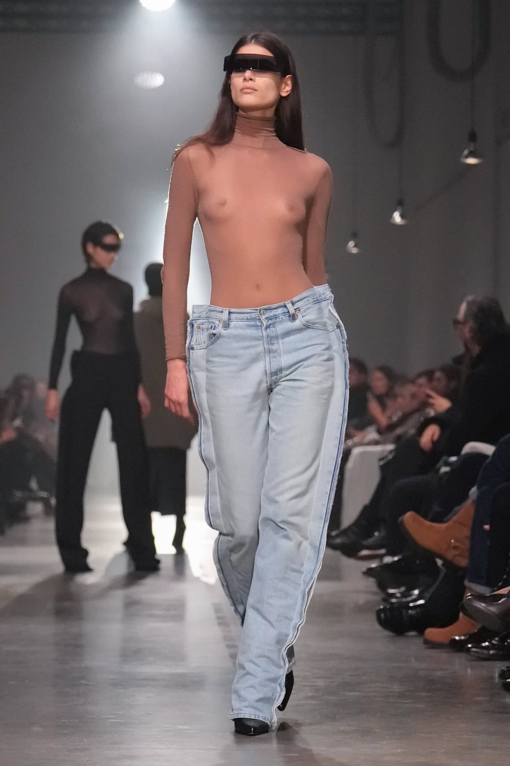 Mm6 Maison Margiela Fall 2025 Fashion Show