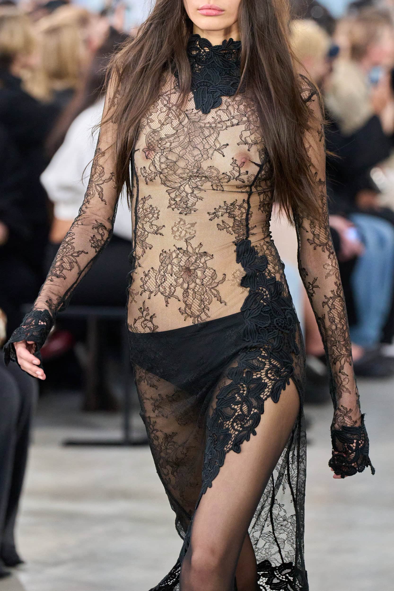 Blumarine Fall 2025 Fashion Show Details