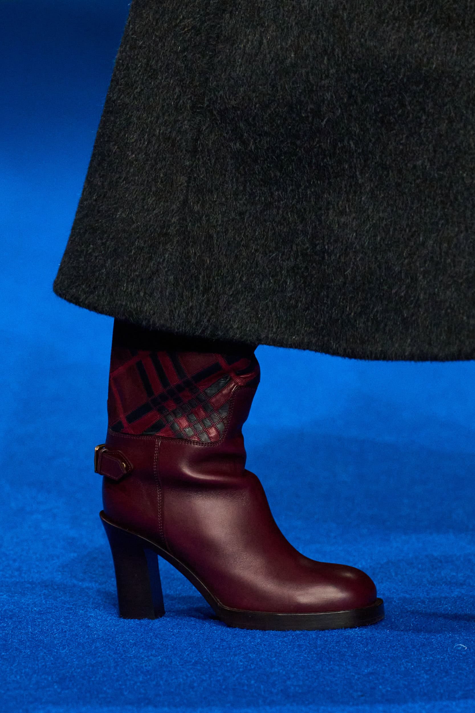 Burberry Fall 2025 Fashion Show Details