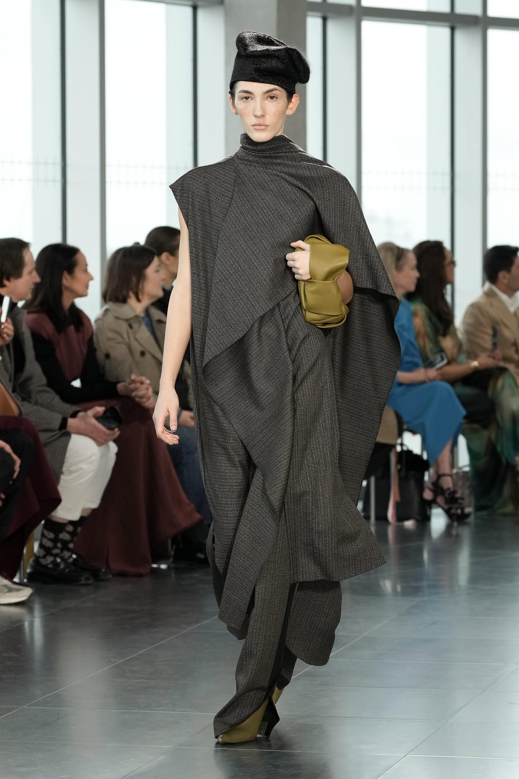 Roksanda Fall 2025 Fashion Show