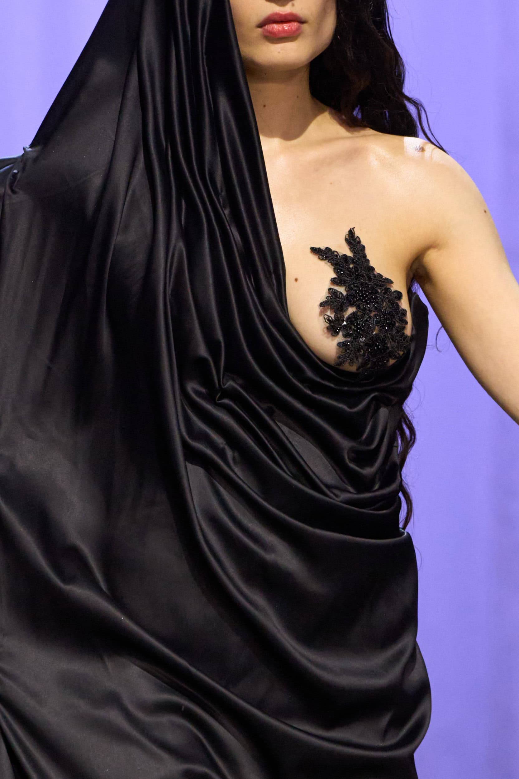 Di Petsa Fall 2025 Fashion Show Details