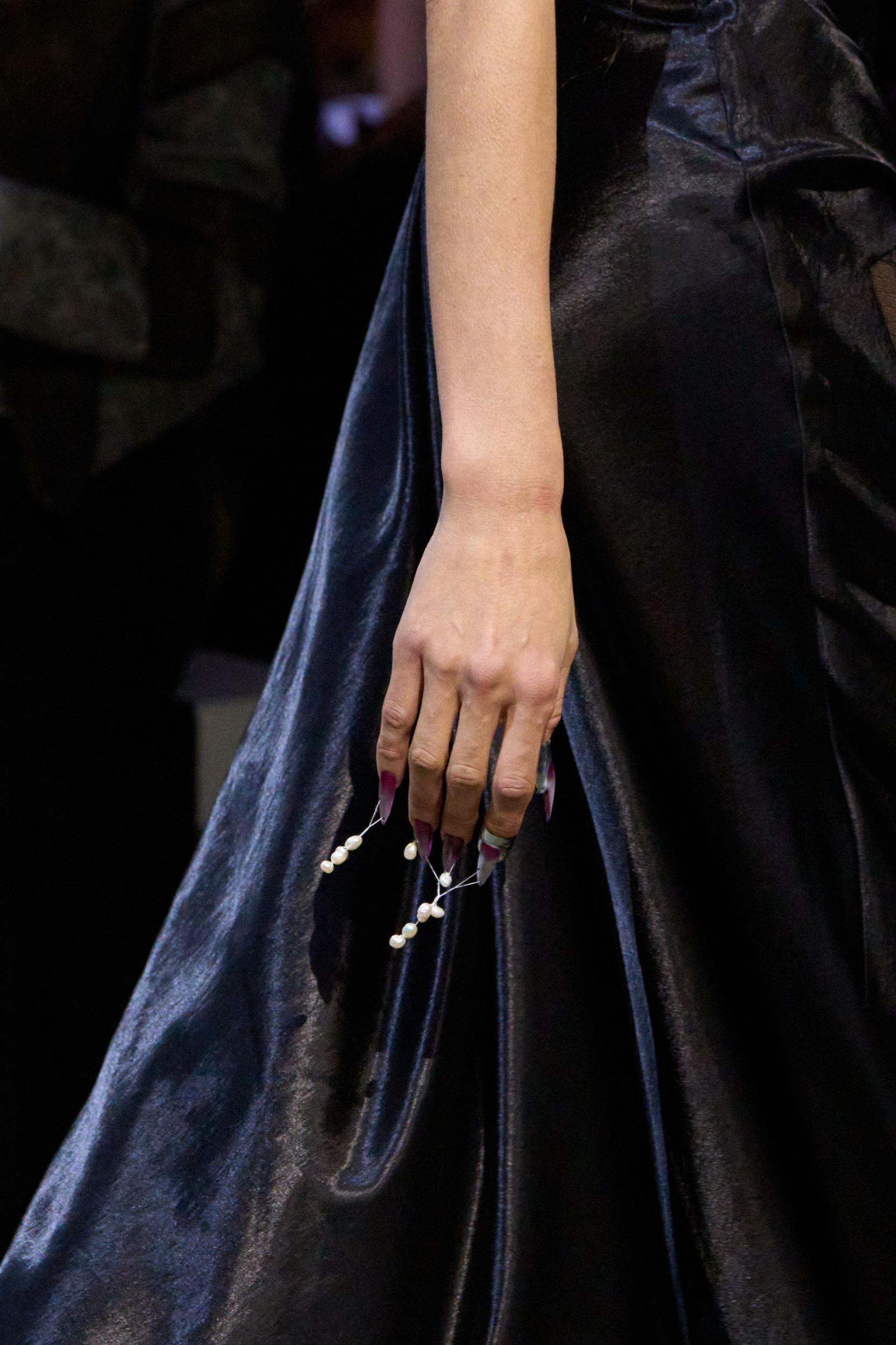 Di Petsa Fall 2025 Fashion Show Details