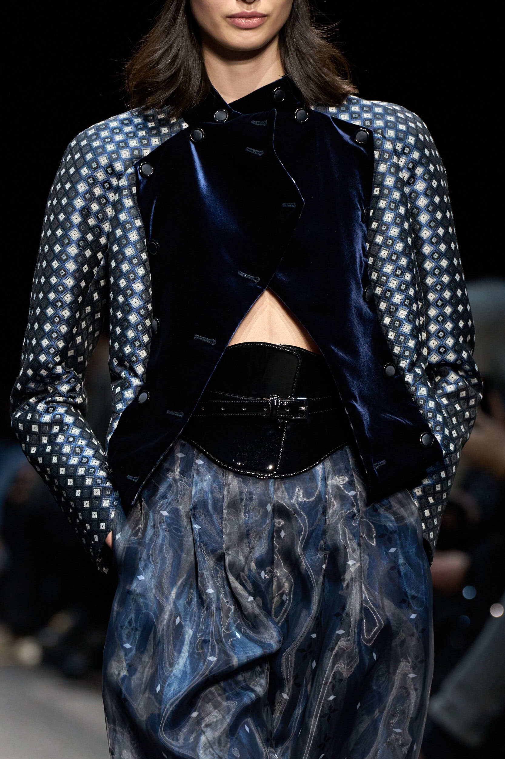 Emporio Armani Fall 2025 Fashion Show Details