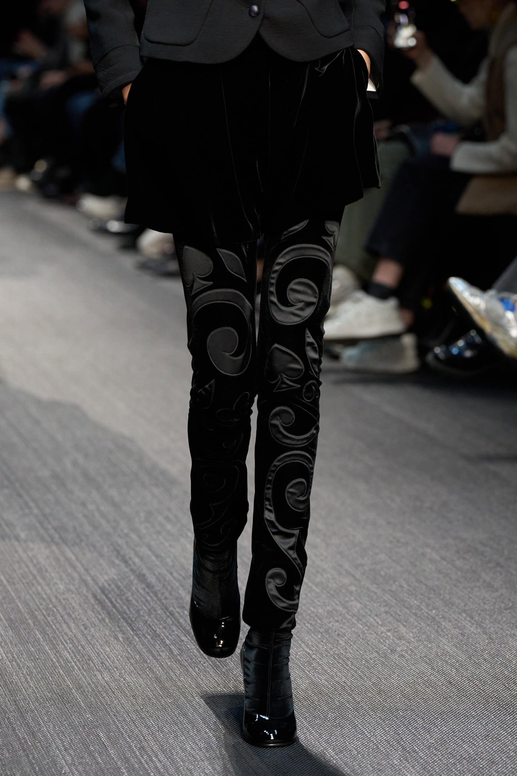 Emporio Armani Fall 2025 Fashion Show Details