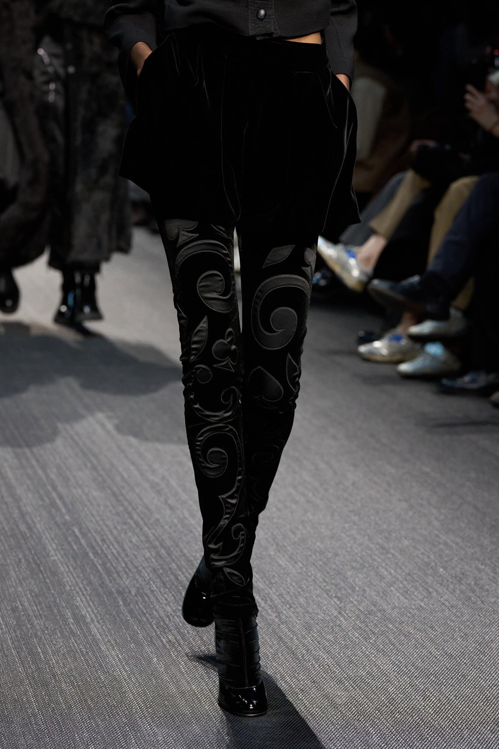 Emporio Armani Fall 2025 Fashion Show Details