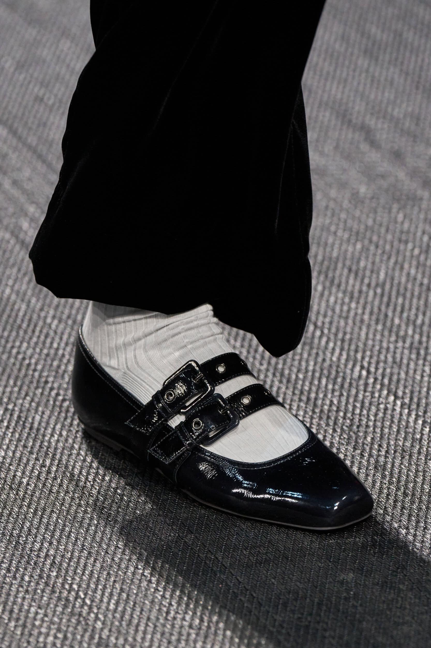 Emporio Armani Fall 2025 Fashion Show Details