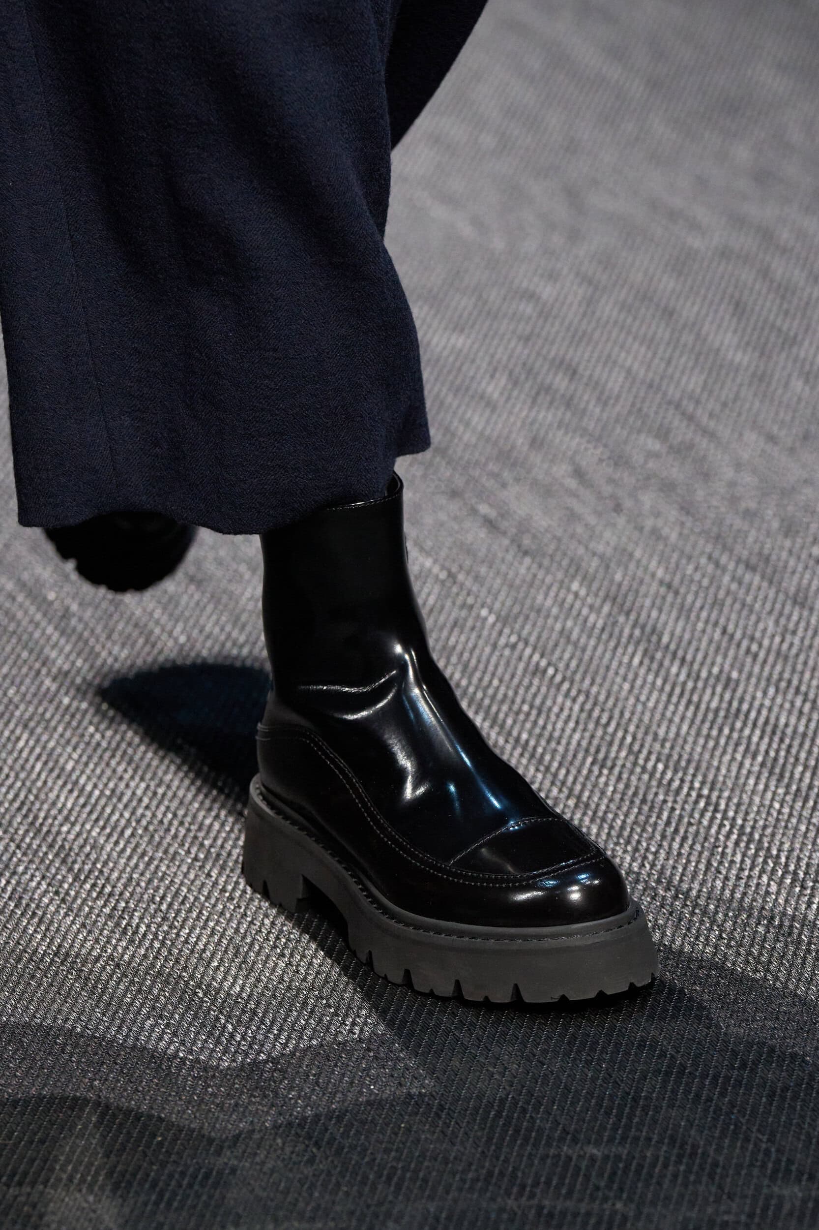 Emporio Armani Fall 2025 Fashion Show Details