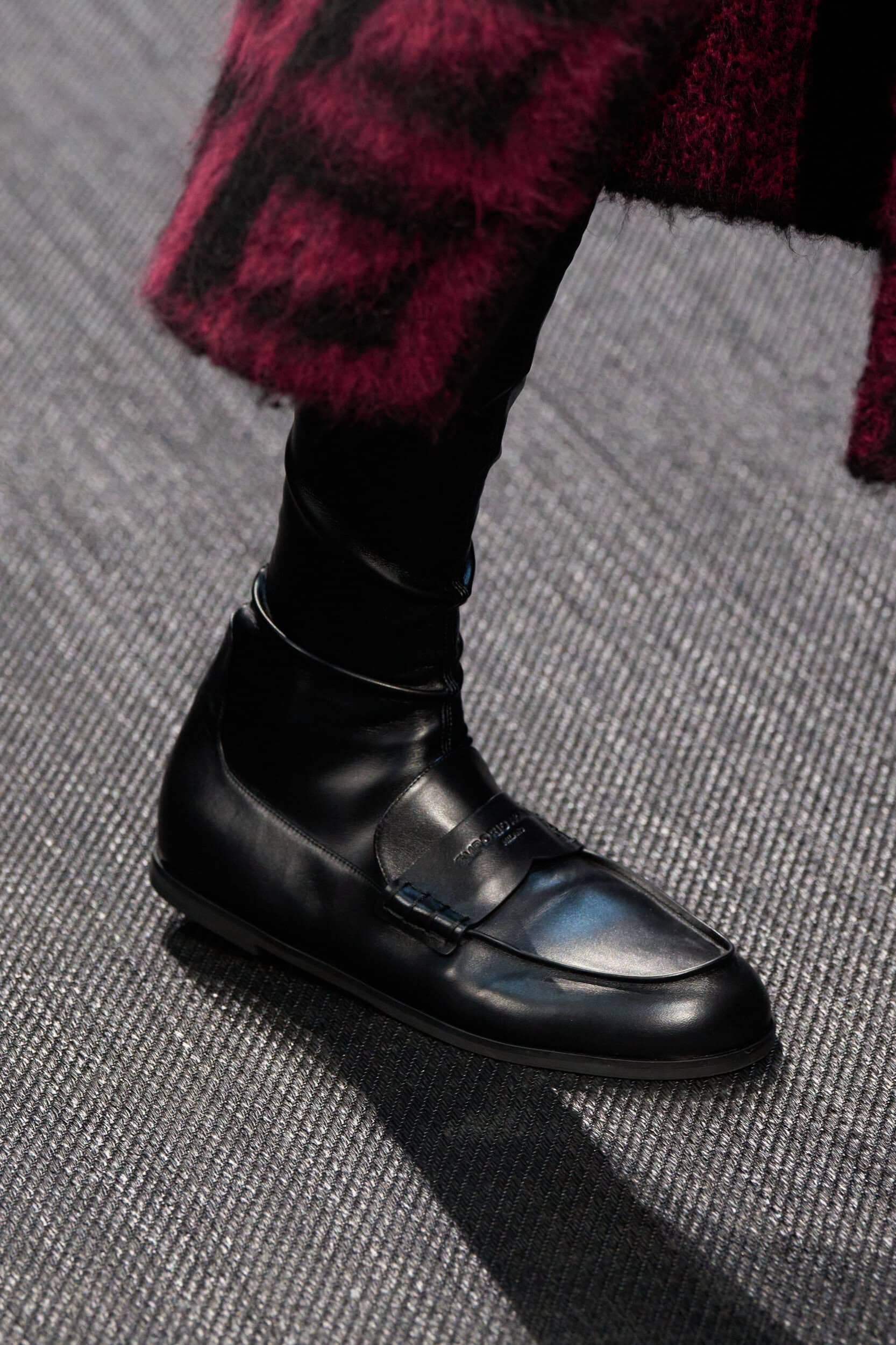 Emporio Armani Fall 2025 Fashion Show Details