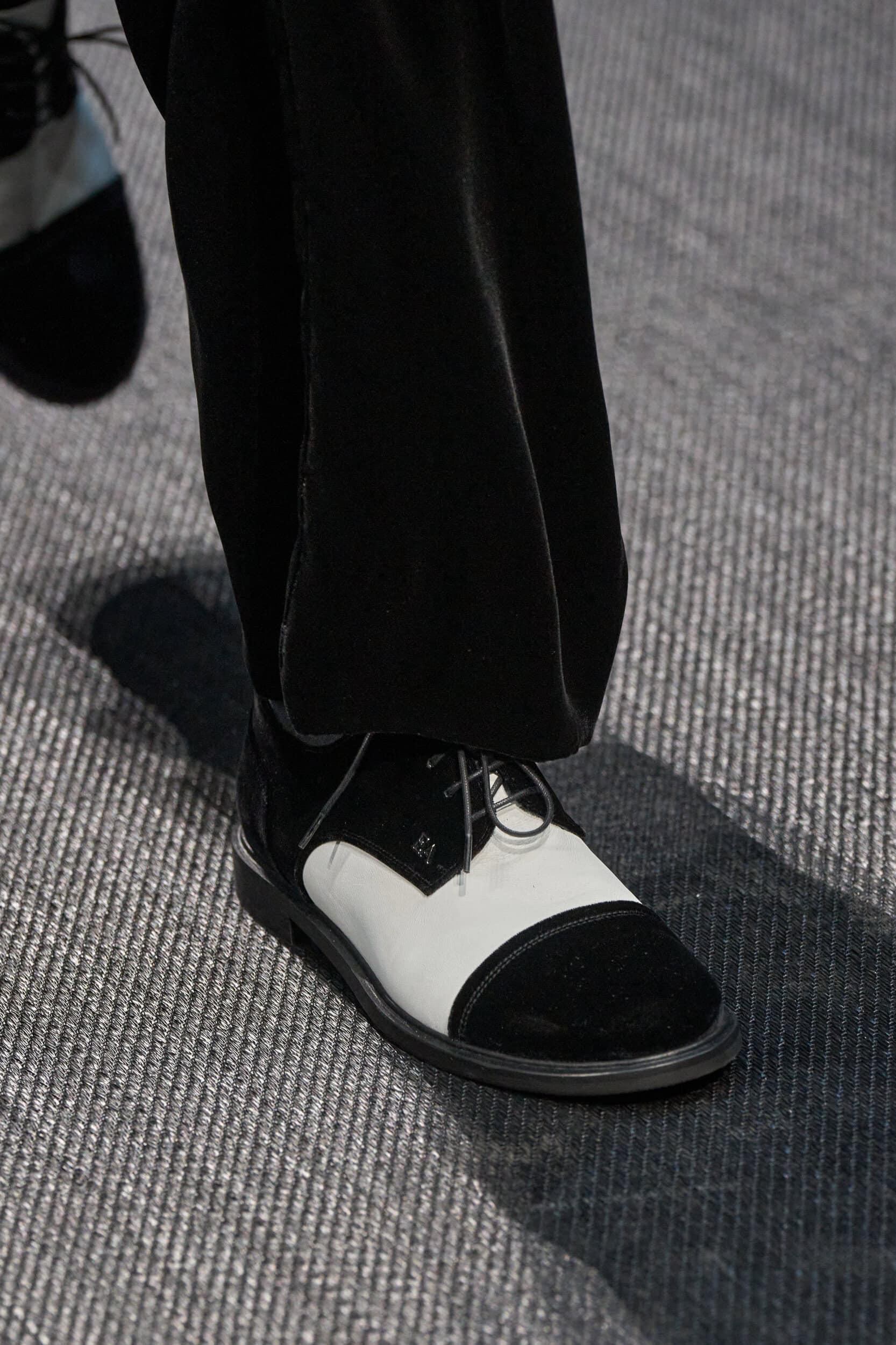 Emporio Armani Fall 2025 Fashion Show Details