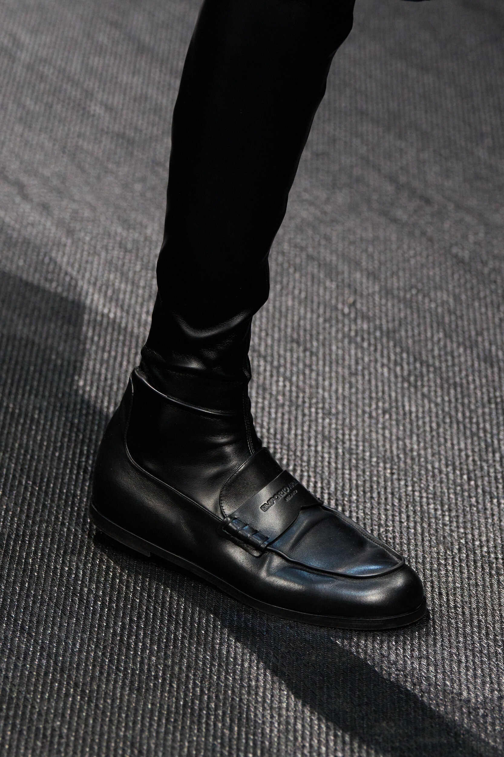 Emporio Armani Fall 2025 Fashion Show Details