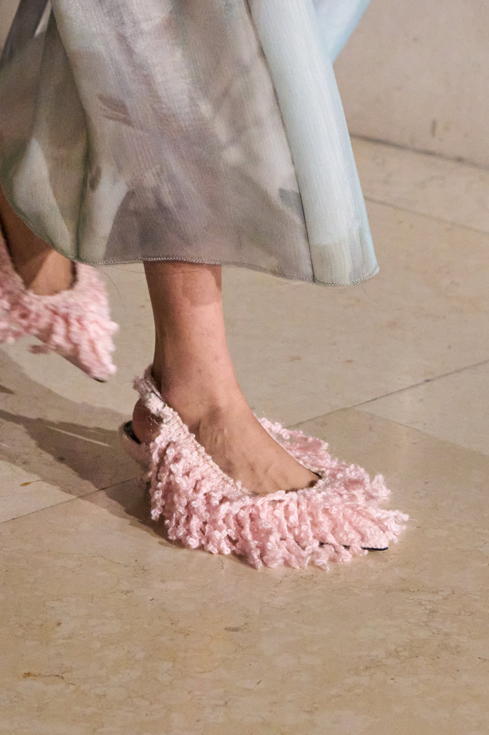 Erdem Fall 2025 Fashion Show Details