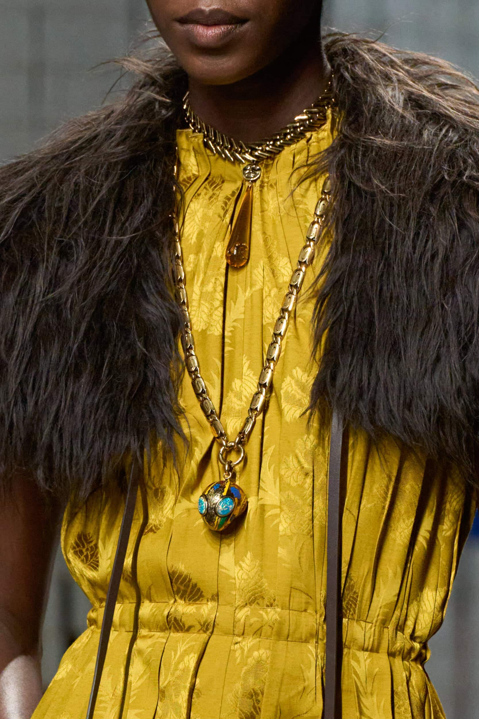 Etro Fall 2025 Fashion Show Details