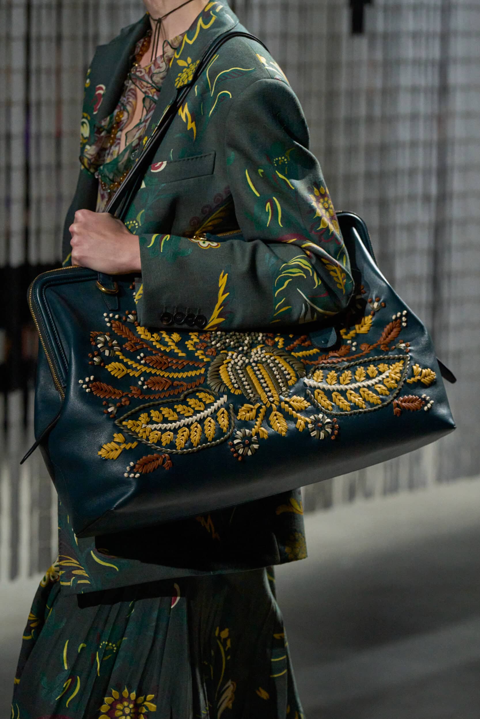 Etro Fall 2025 Fashion Show Details