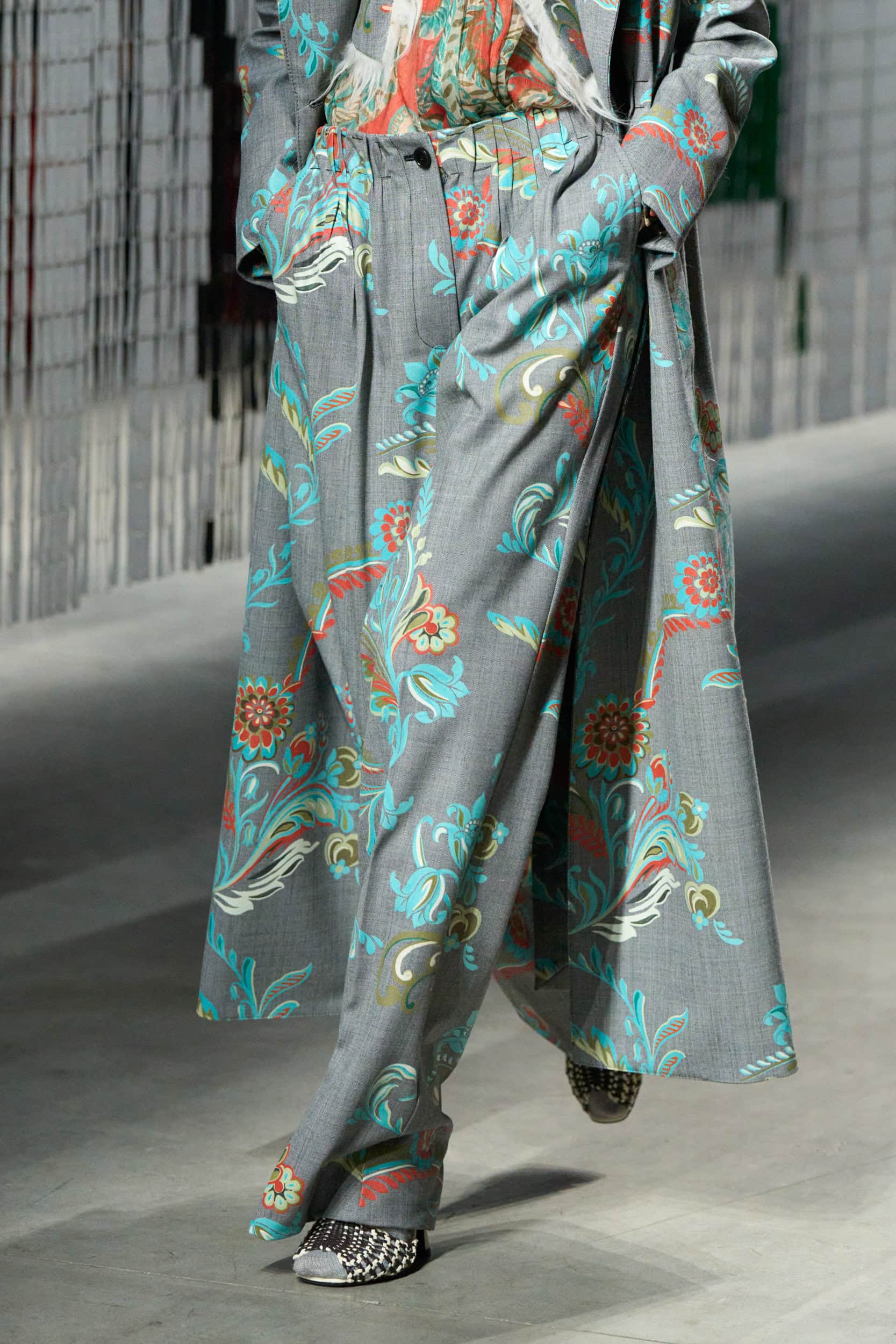 Etro Fall 2025 Fashion Show Details