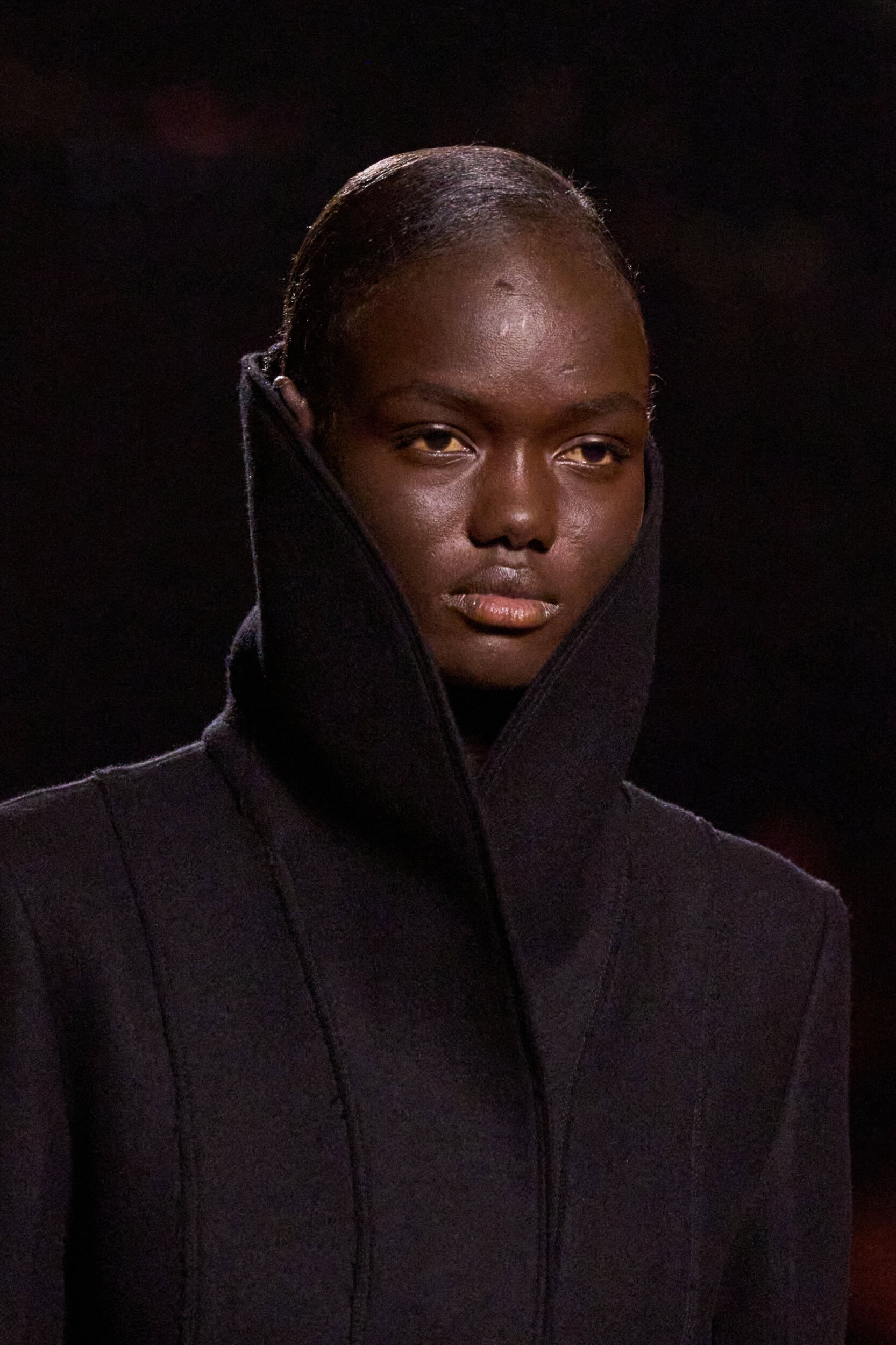 Fendi Fall 2025 Fashion Show Details