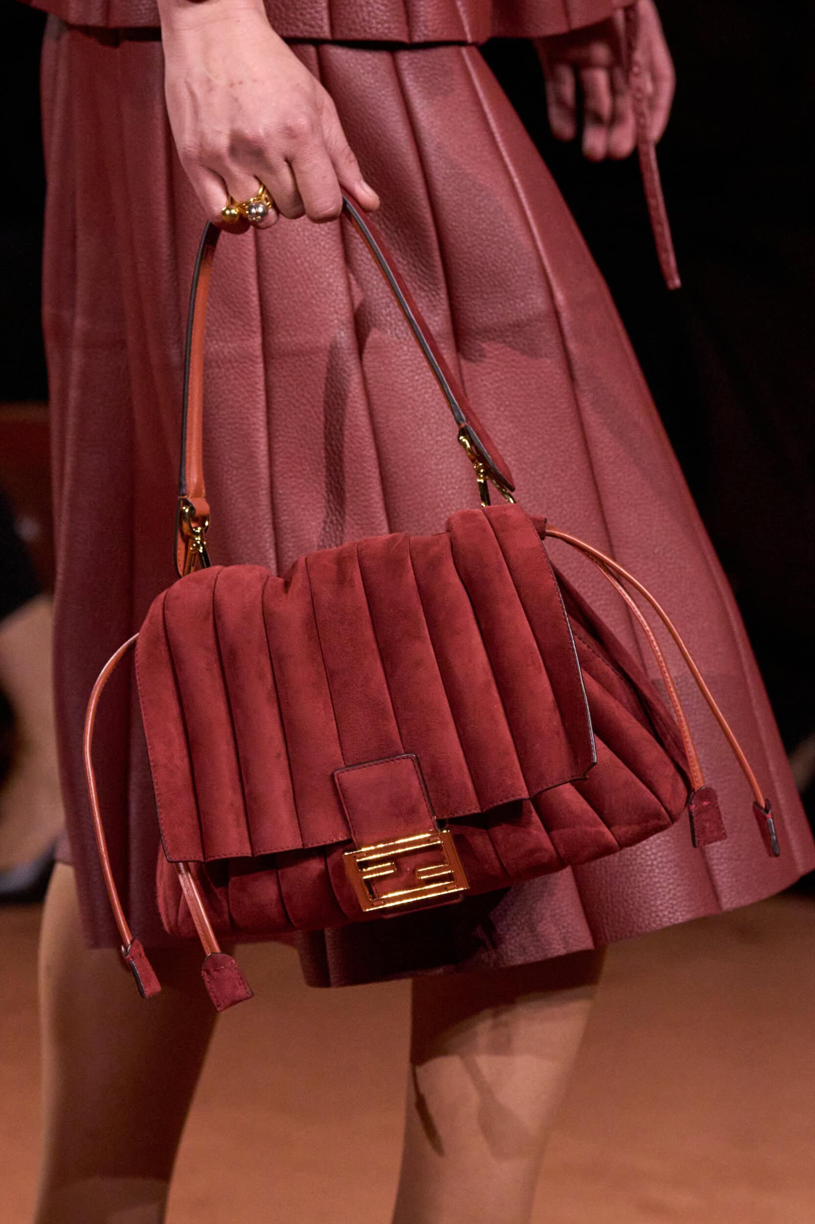 Fendi Fall 2025 Fashion Show Details