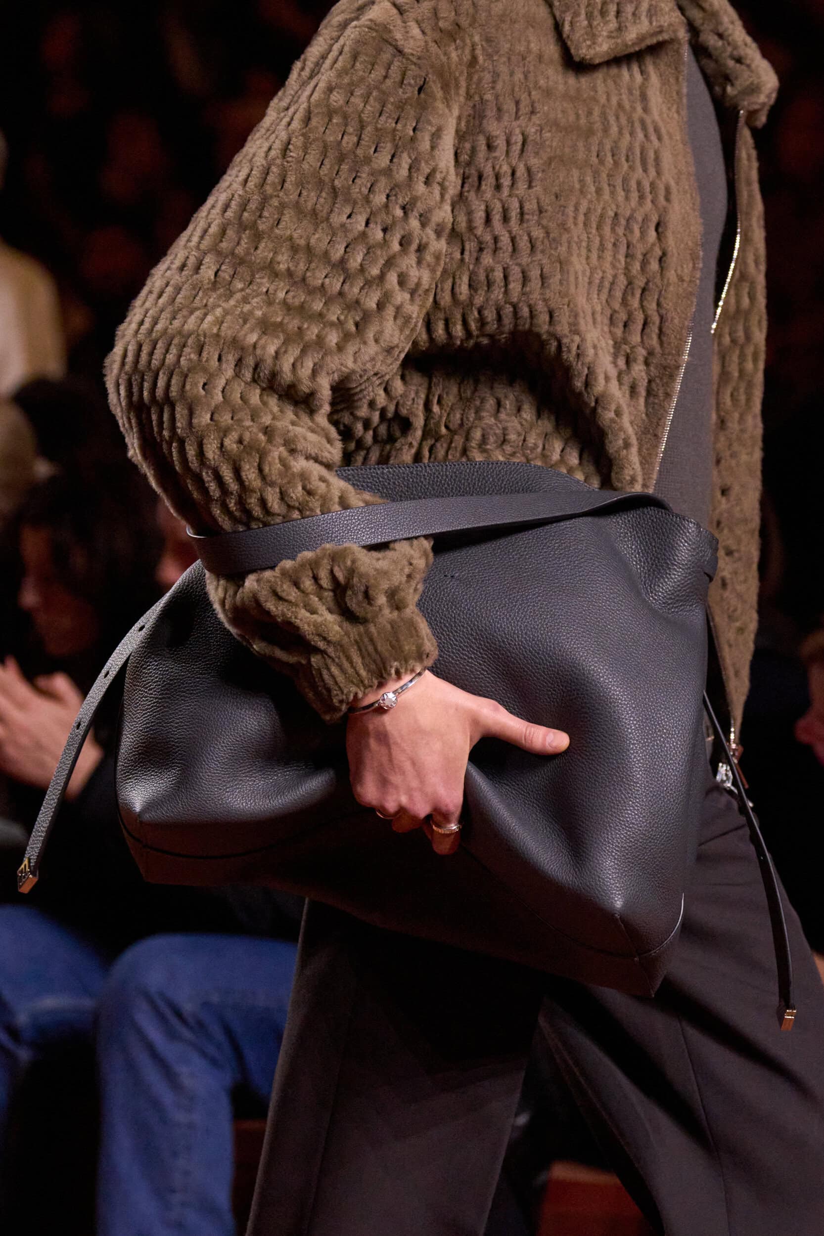 Fendi Fall 2025 Fashion Show Details