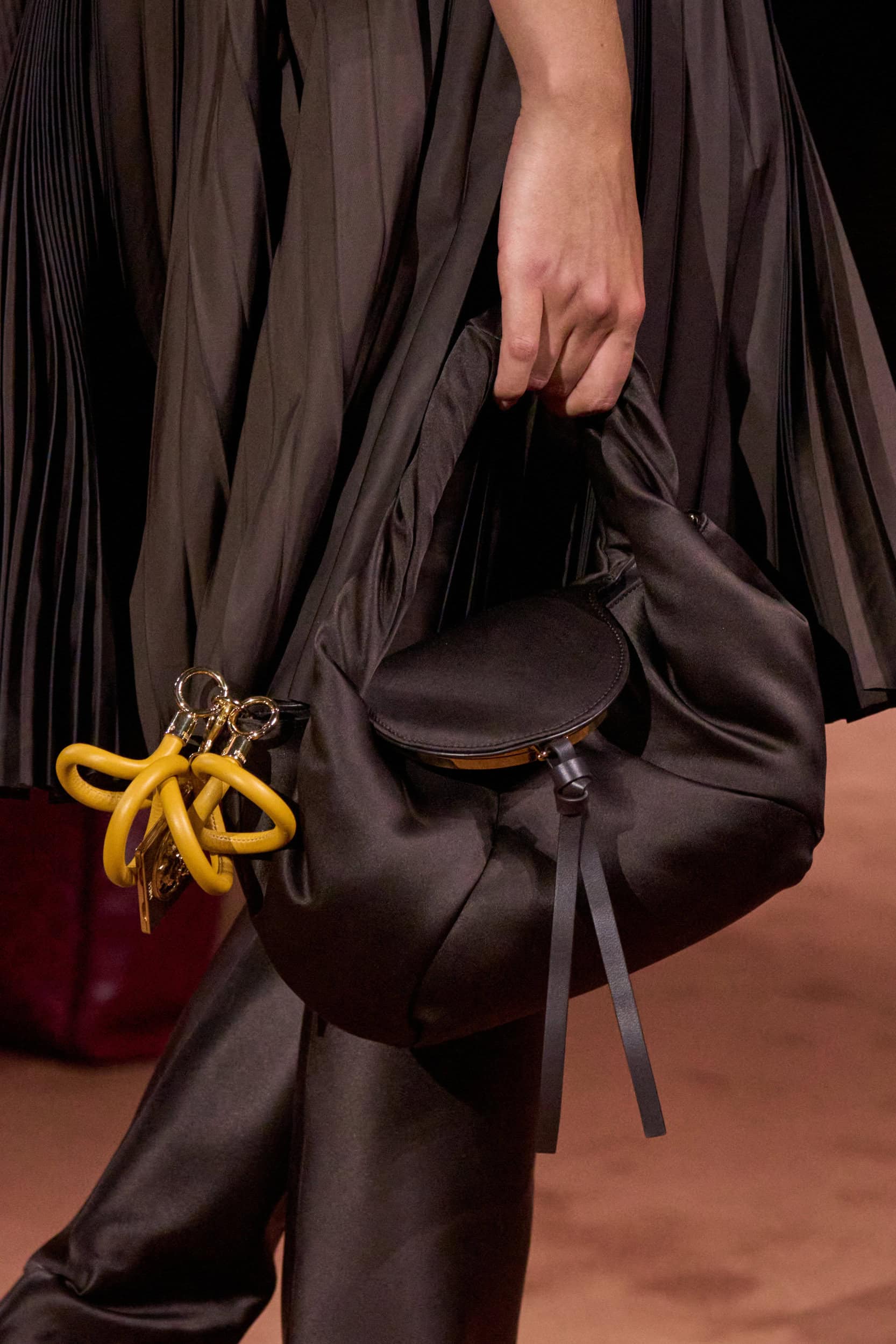 Fendi Fall 2025 Fashion Show Details