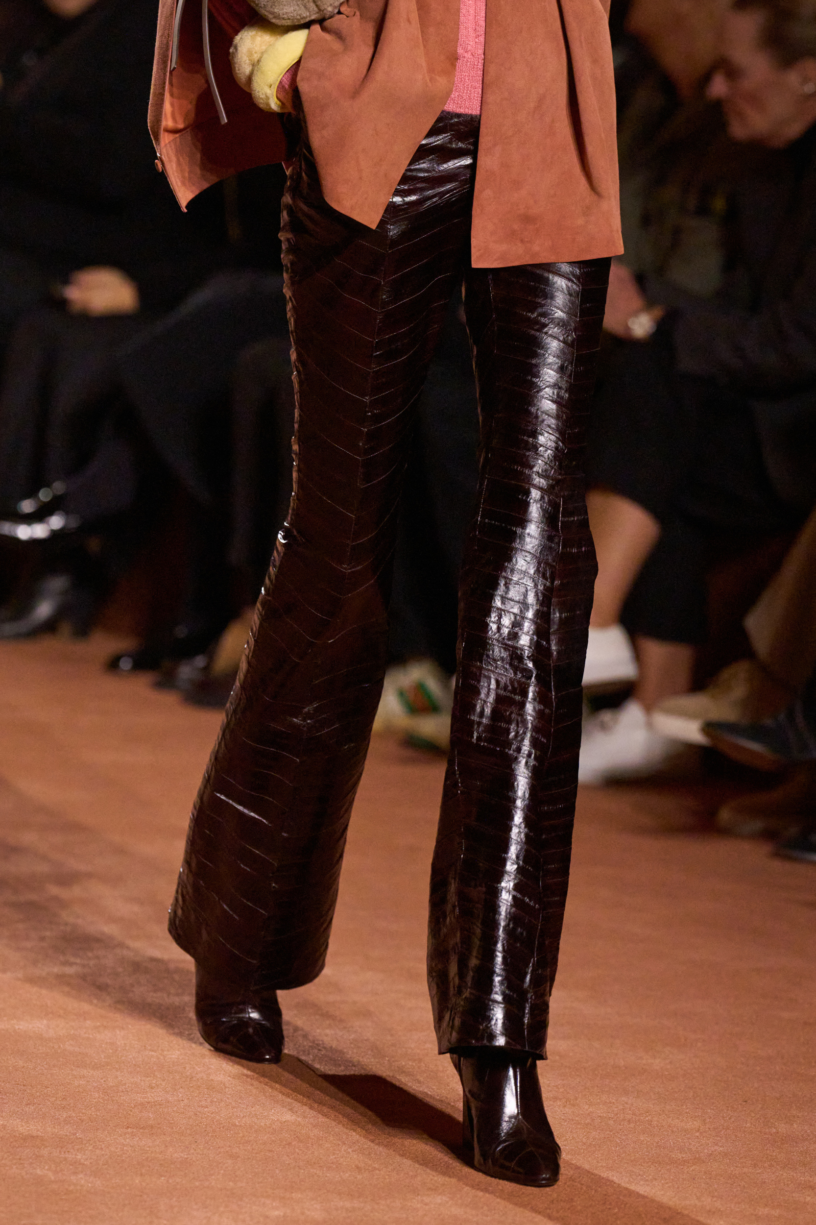 Fendi Fall 2025 Fashion Show Details