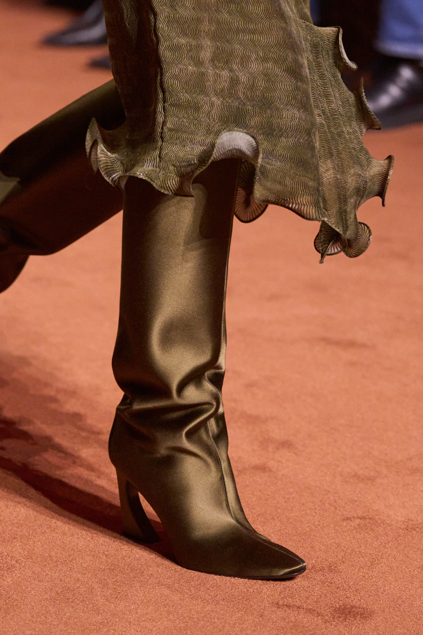 Fendi Fall 2025 Fashion Show Details