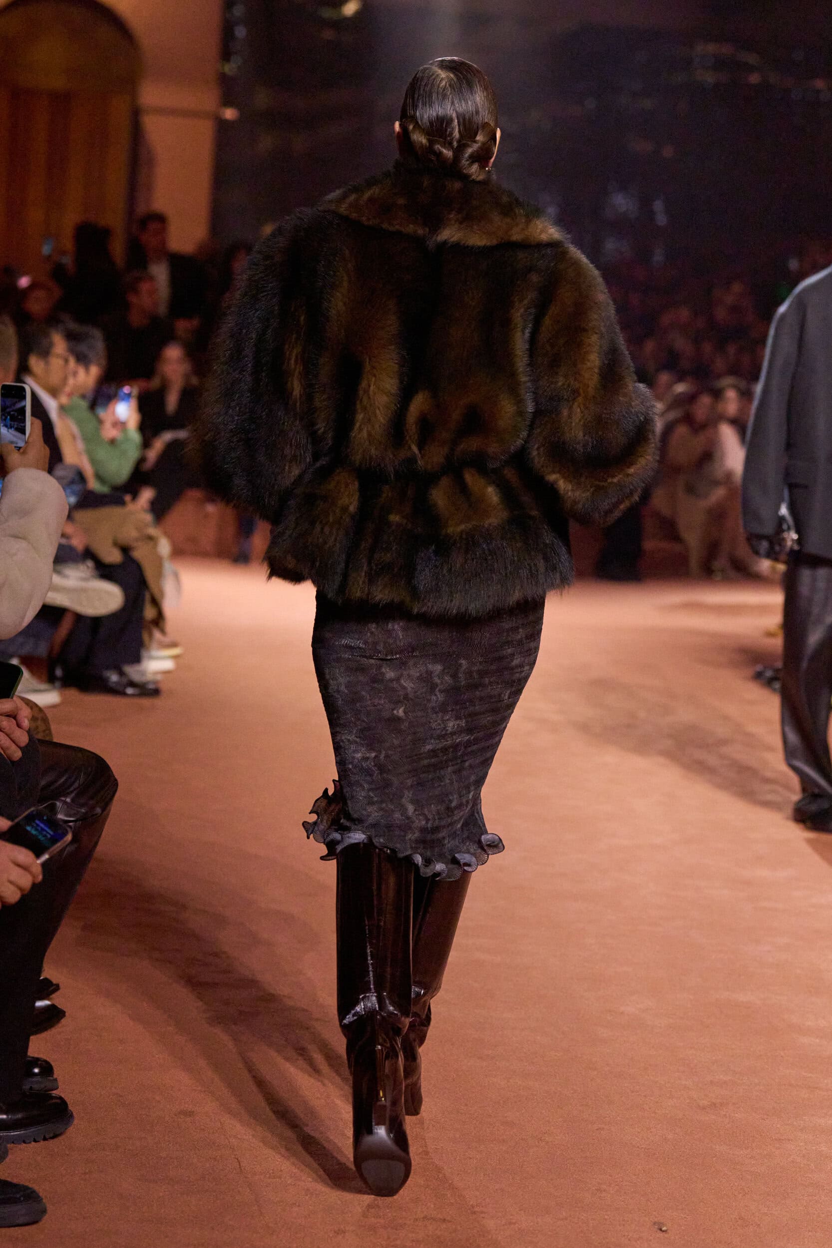 Fendi Fall 2025 Fashion Show Details