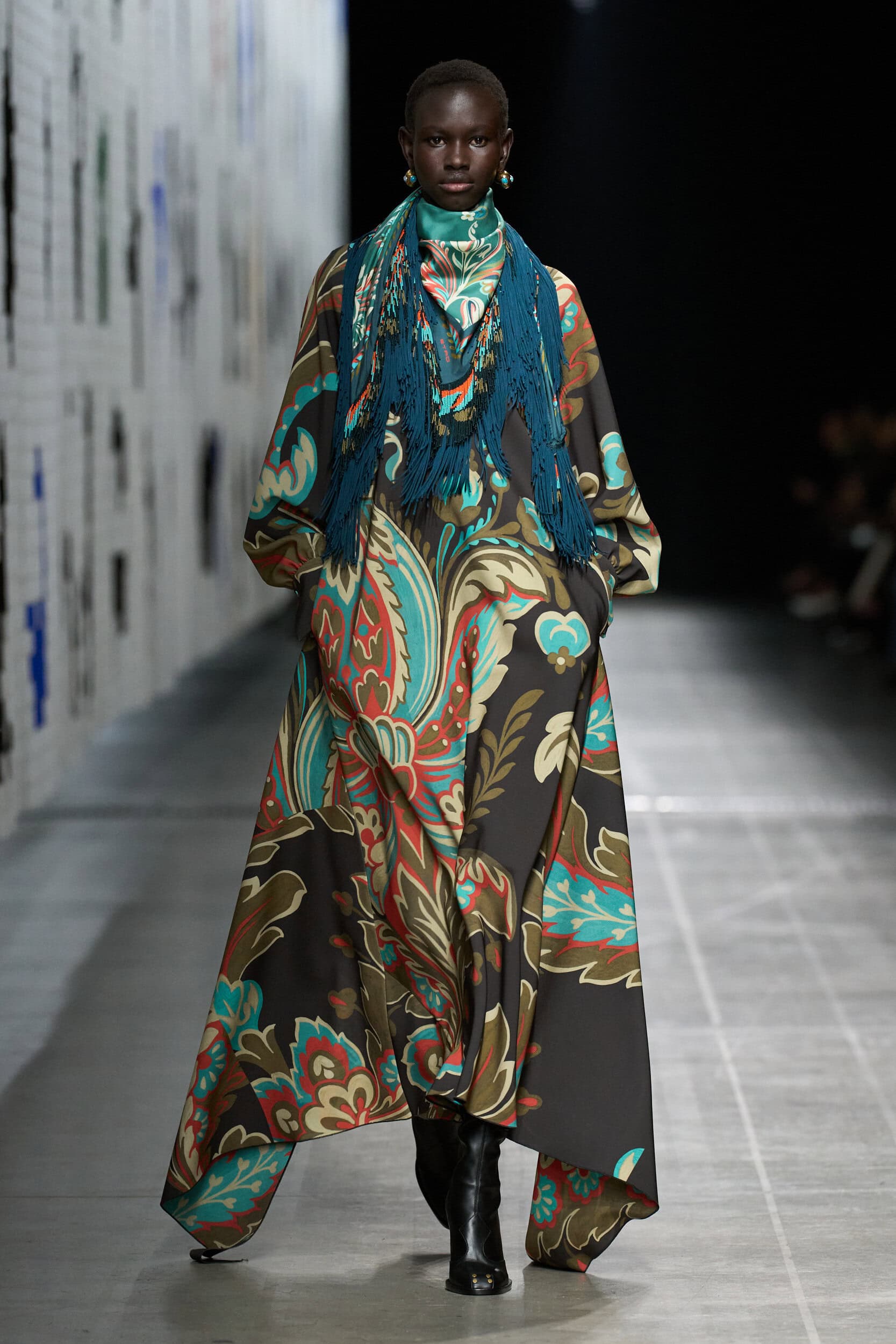 Etro Fall 2025 Fashion Show