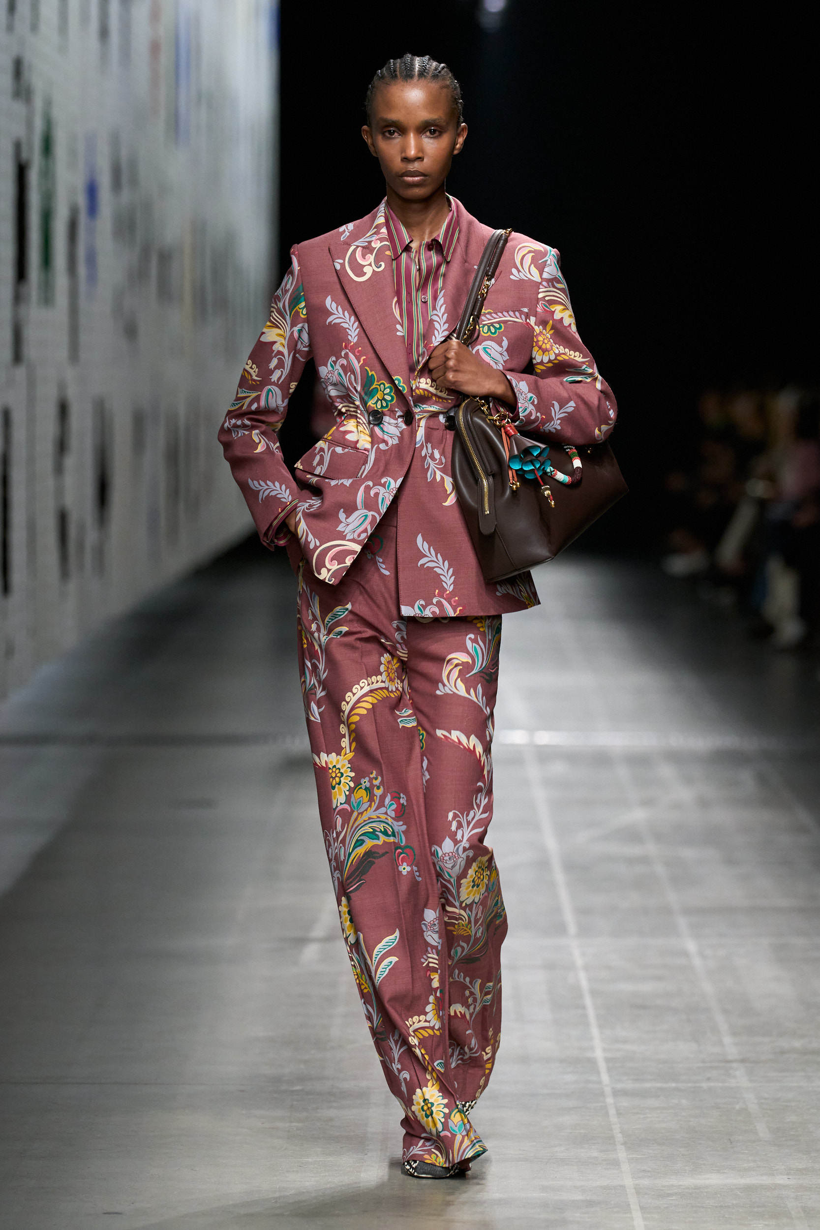 Etro Fall 2025 Fashion Show