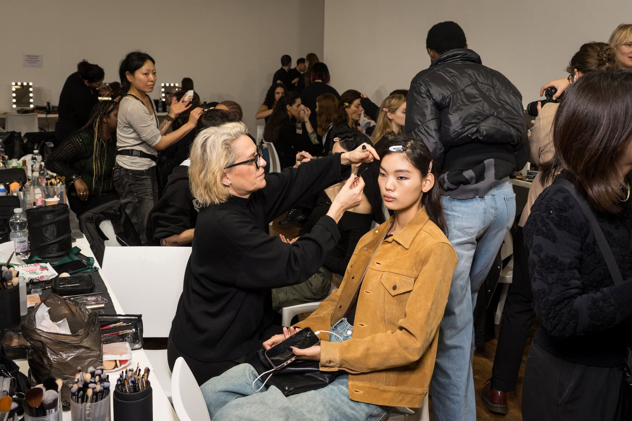 Genny Fall 2025 Fashion Show Backstage