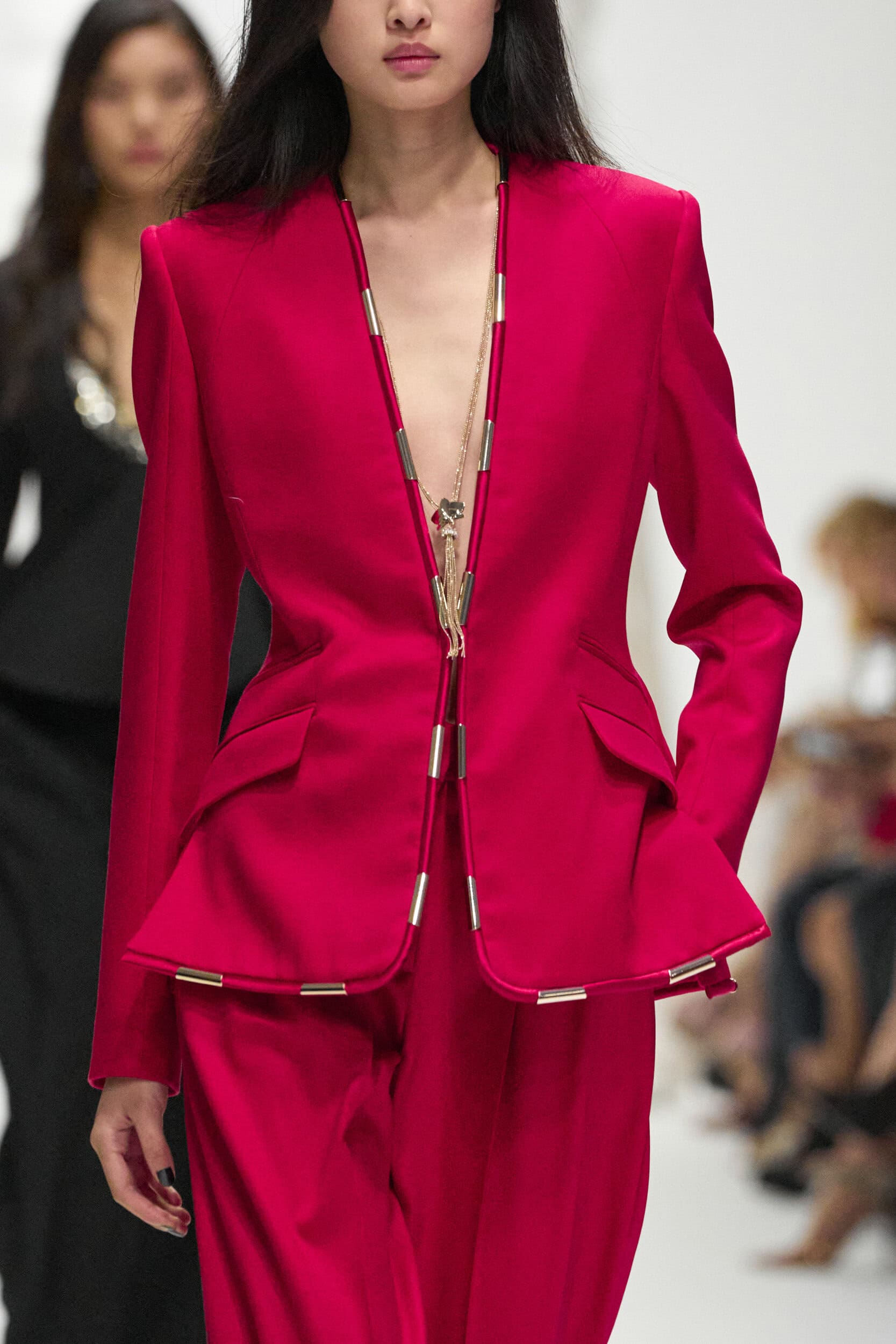 Genny Fall 2025 Fashion Show Details