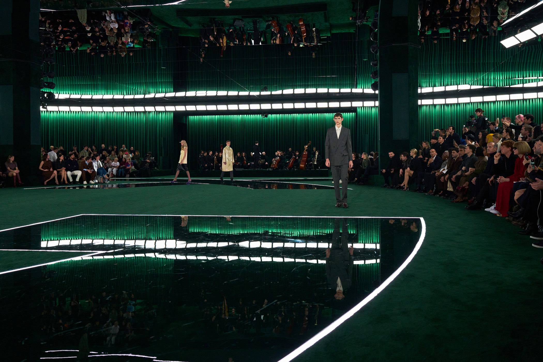 Gucci Fall 2025 Fashion Show Atmosphere