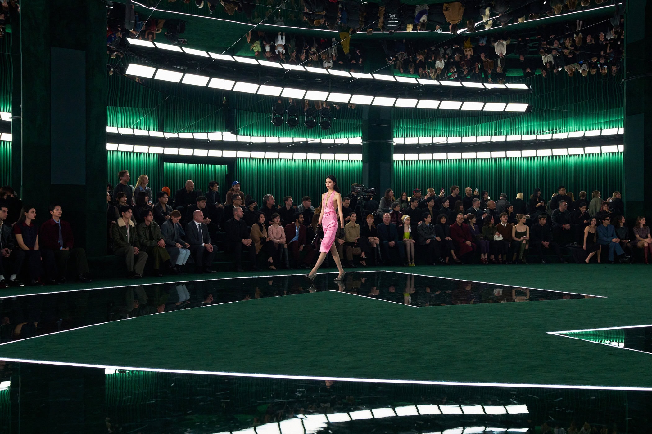 Gucci Fall 2025 Fashion Show Atmosphere