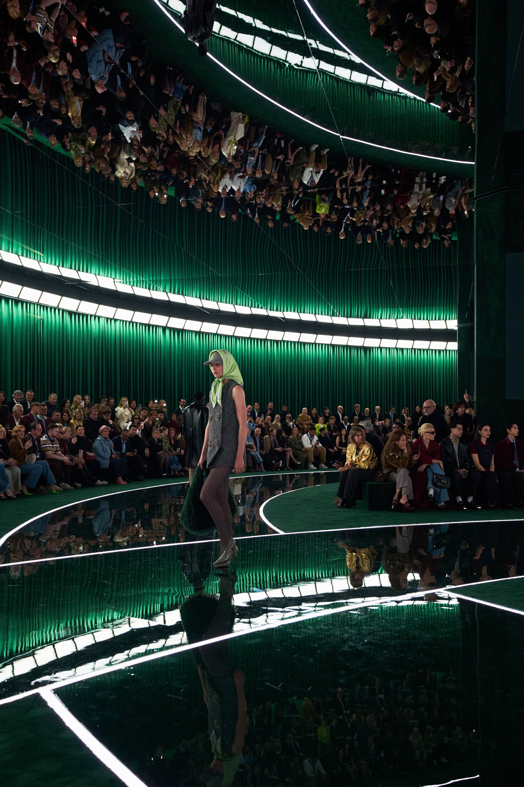 Gucci Fall 2025 Fashion Show Atmosphere