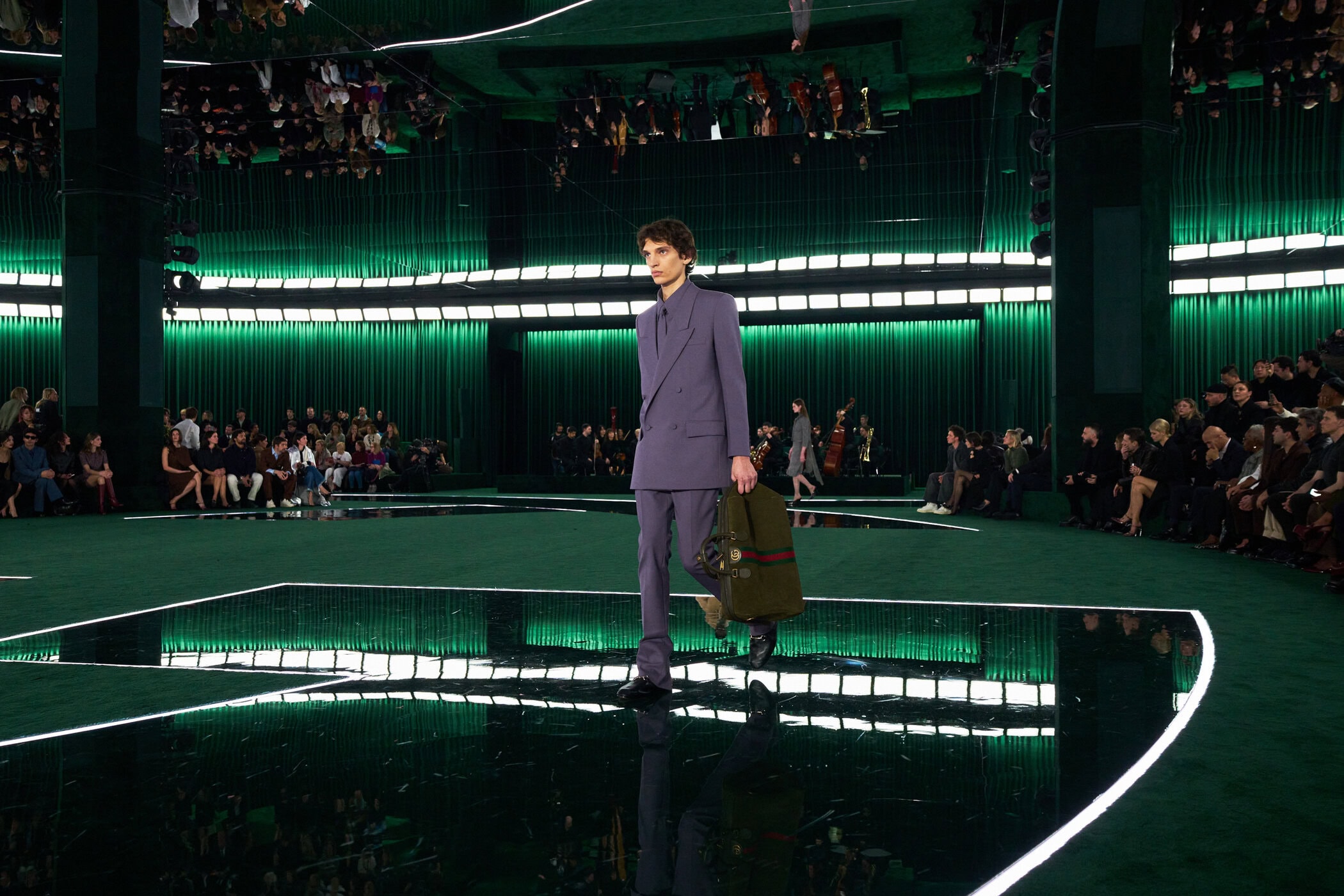 Gucci Fall 2025 Fashion Show Atmosphere