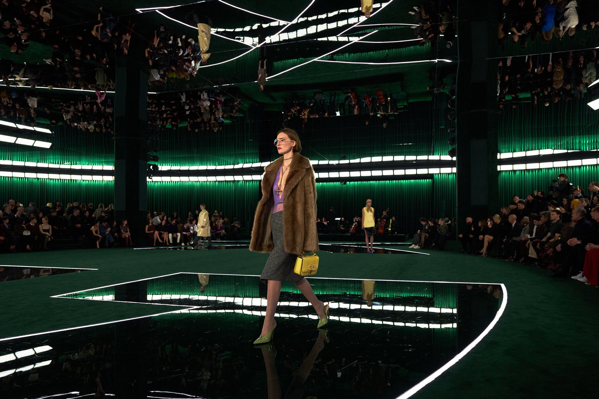 Gucci Fall 2025 Fashion Show Atmosphere