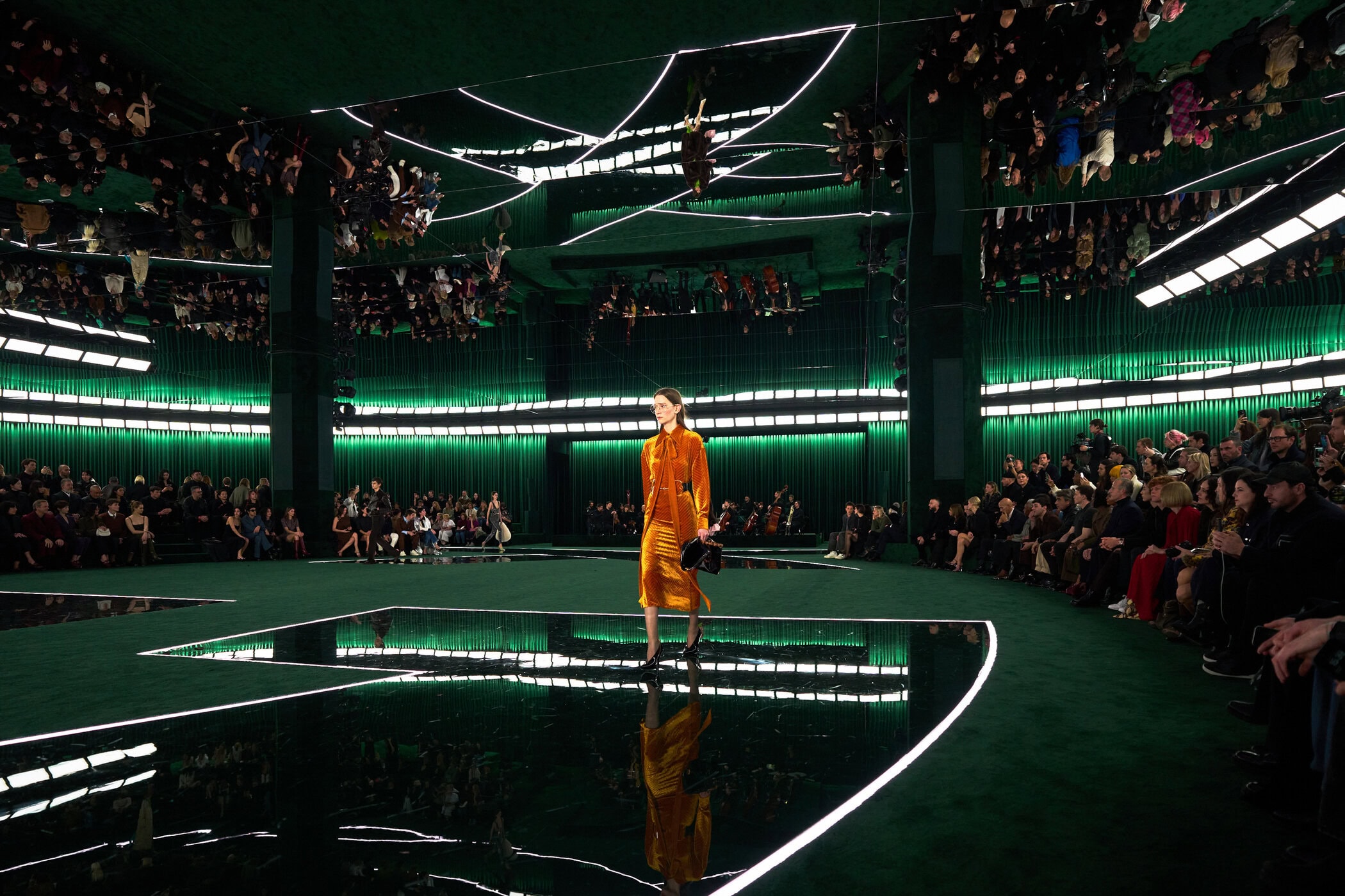 Gucci Fall 2025 Fashion Show Atmosphere